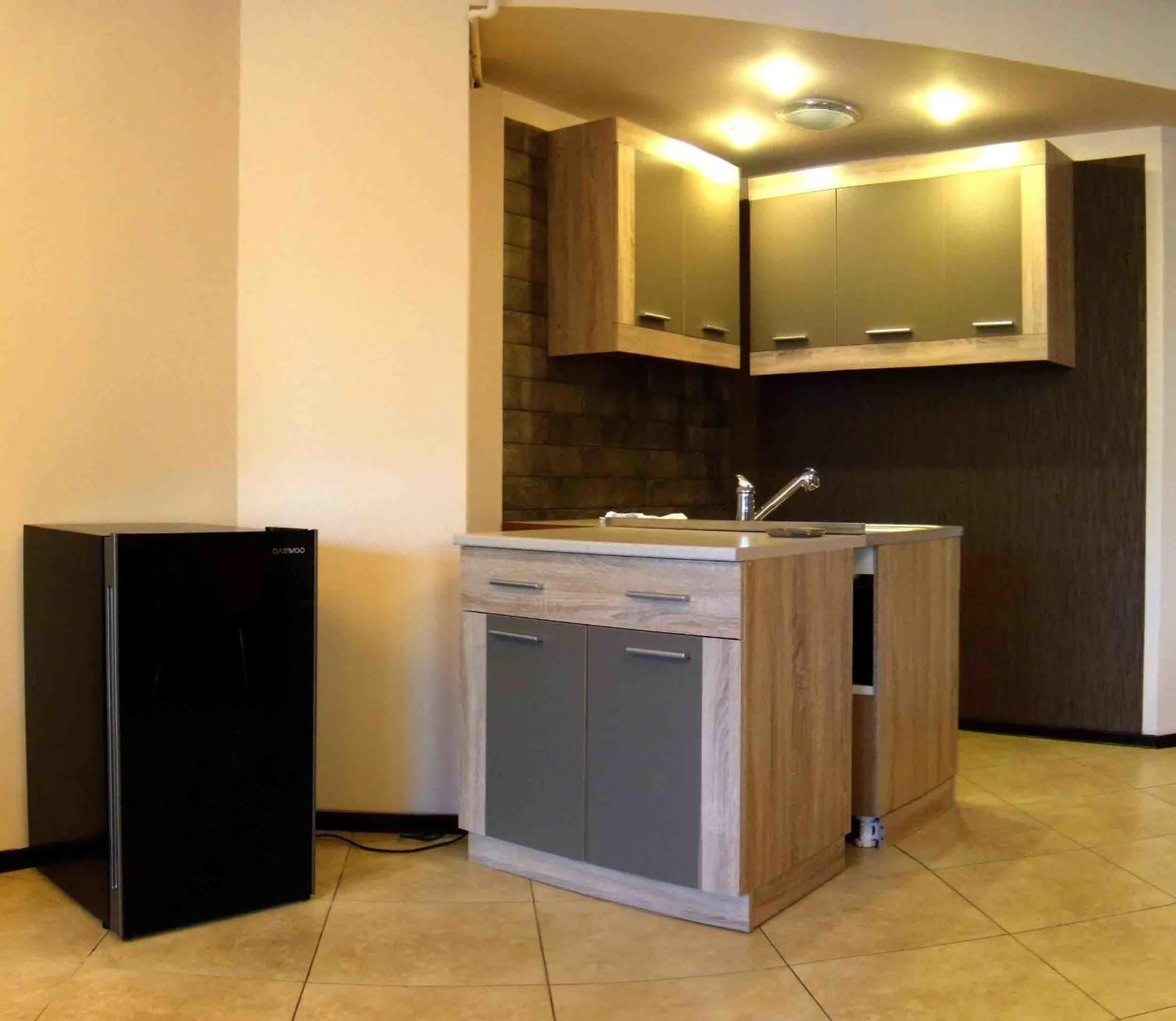Kitchen or kitchenette in Summerland Mamaia