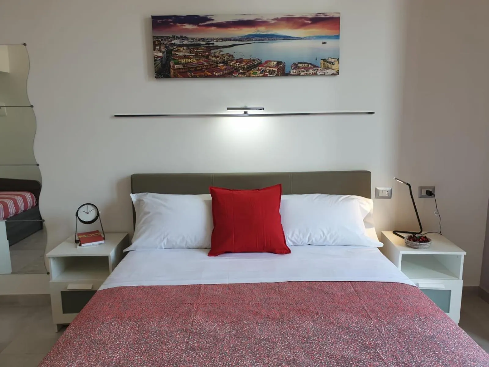 Bedroom, Bed in Bayard101