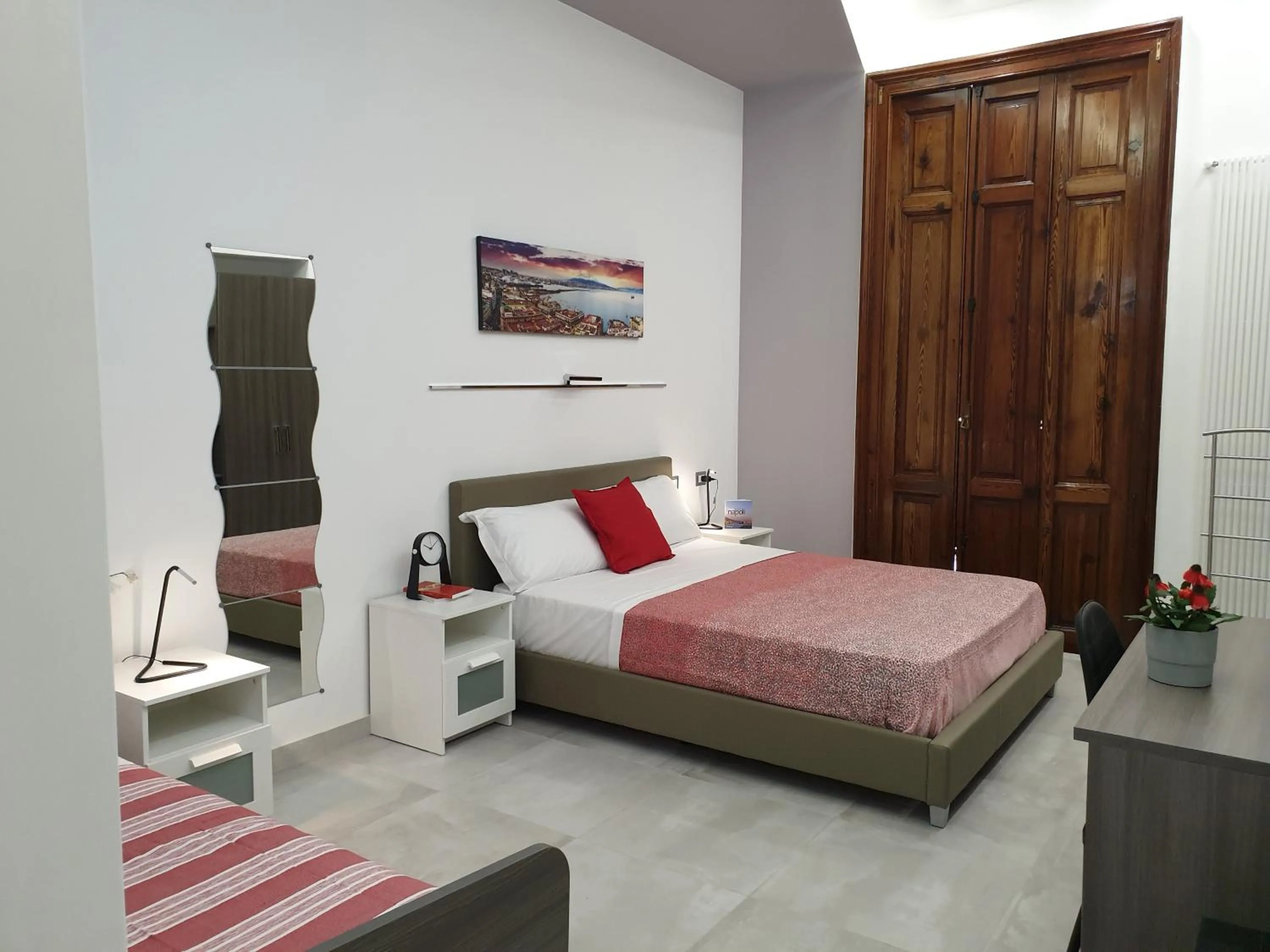 Bedroom, Bed in Bayard101