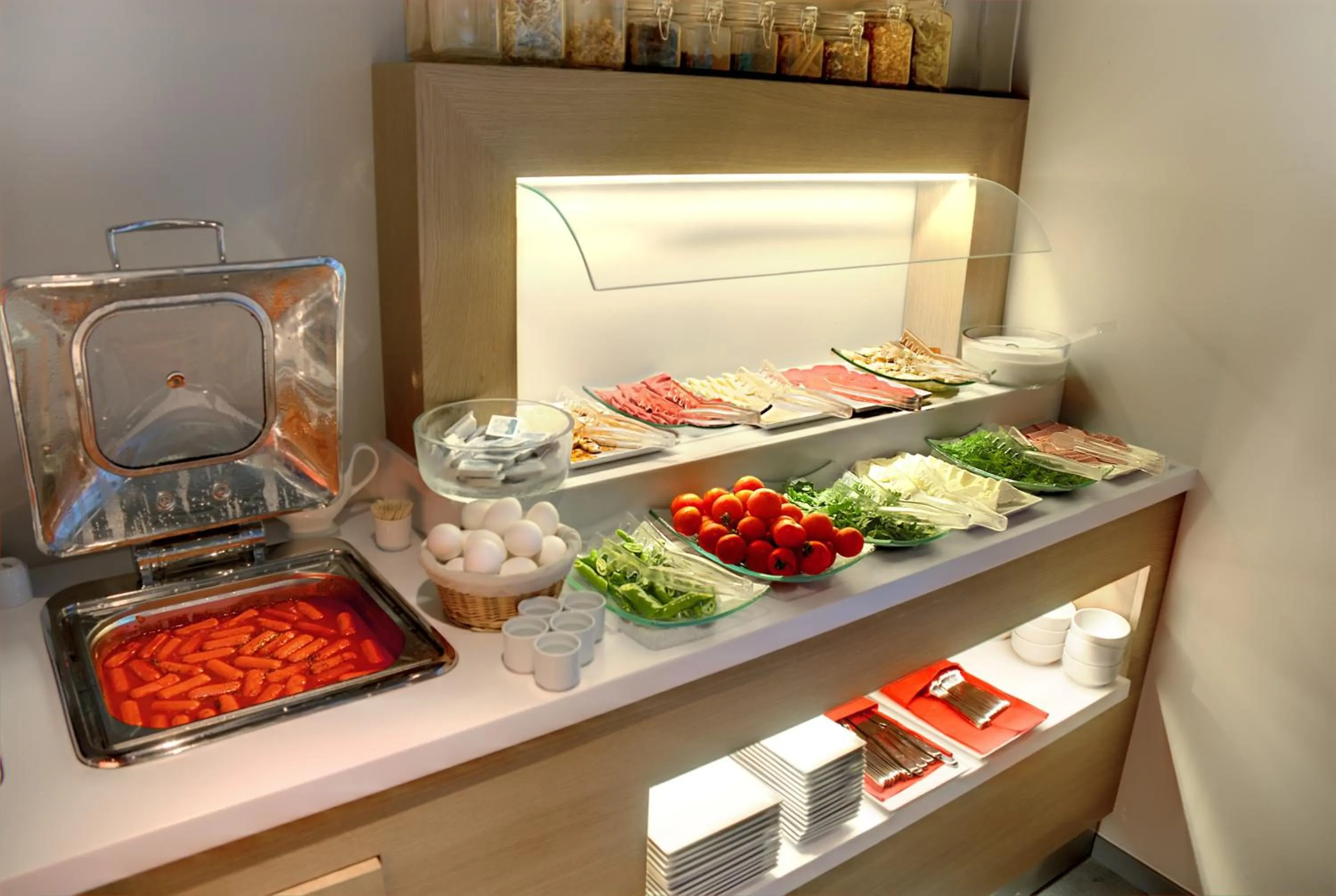 Restaurant/places to eat in Endless Suites Taksim