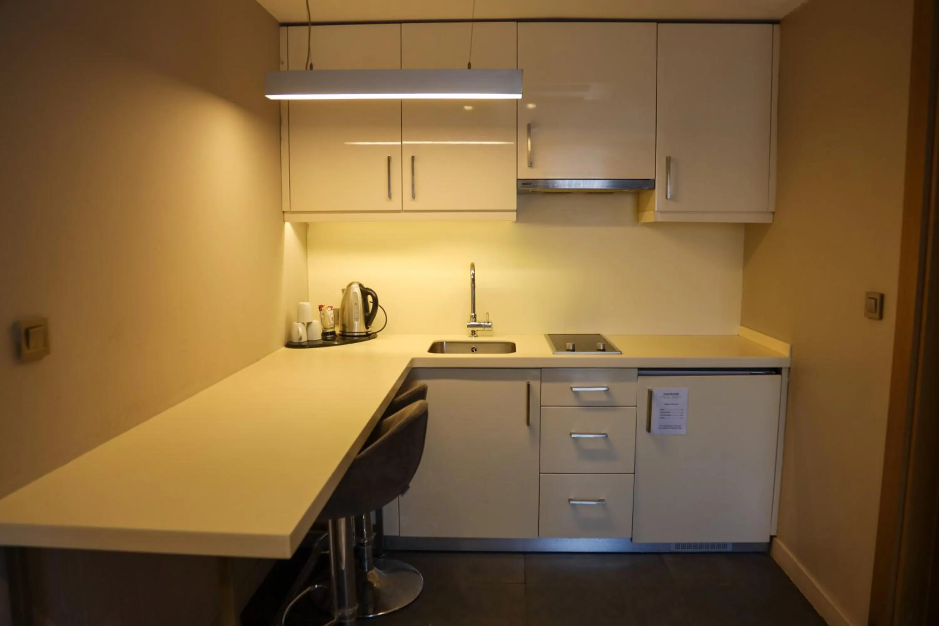 Coffee/tea facilities in Endless Suites Taksim