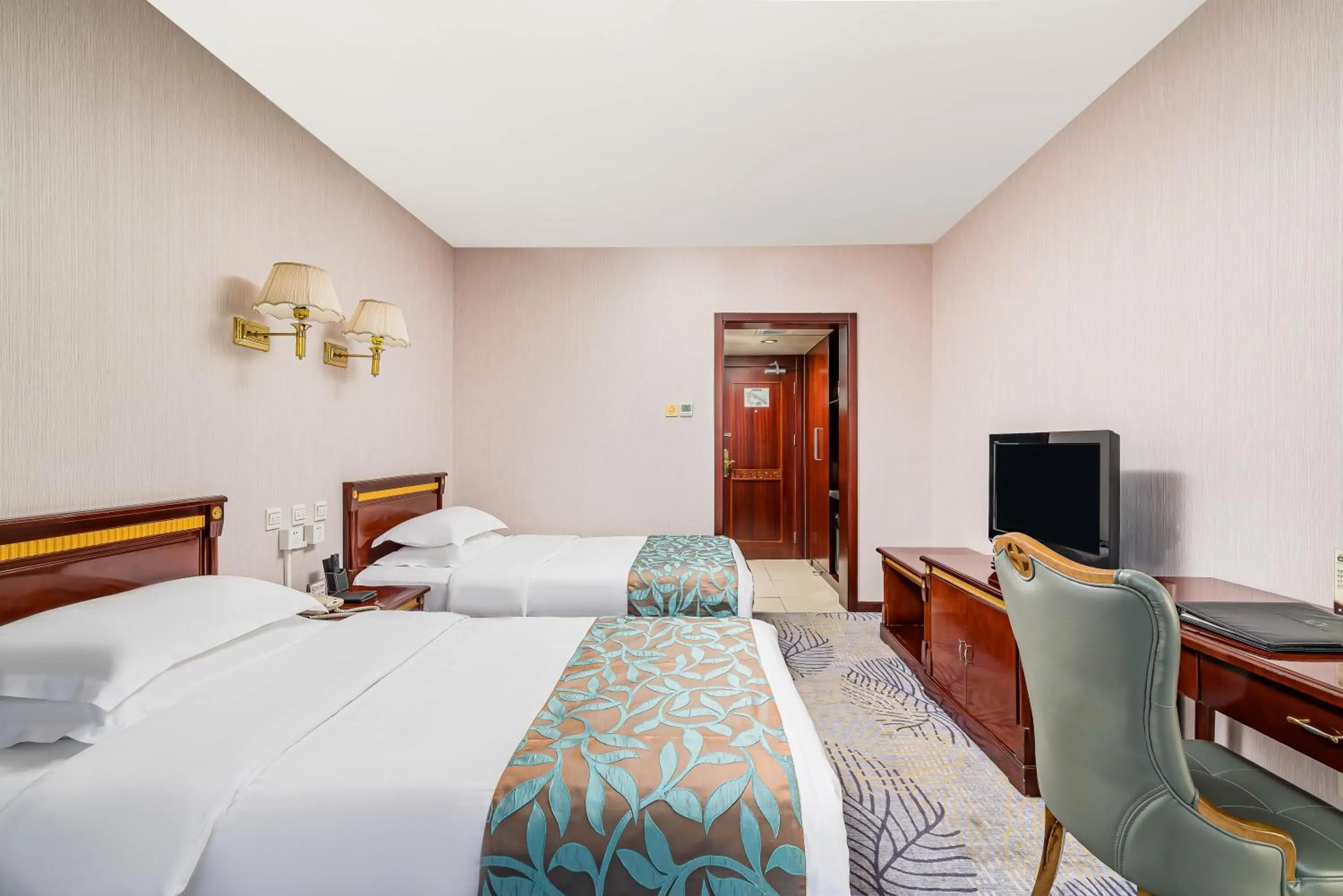 Bed in Beijing Commercial Business Hotel