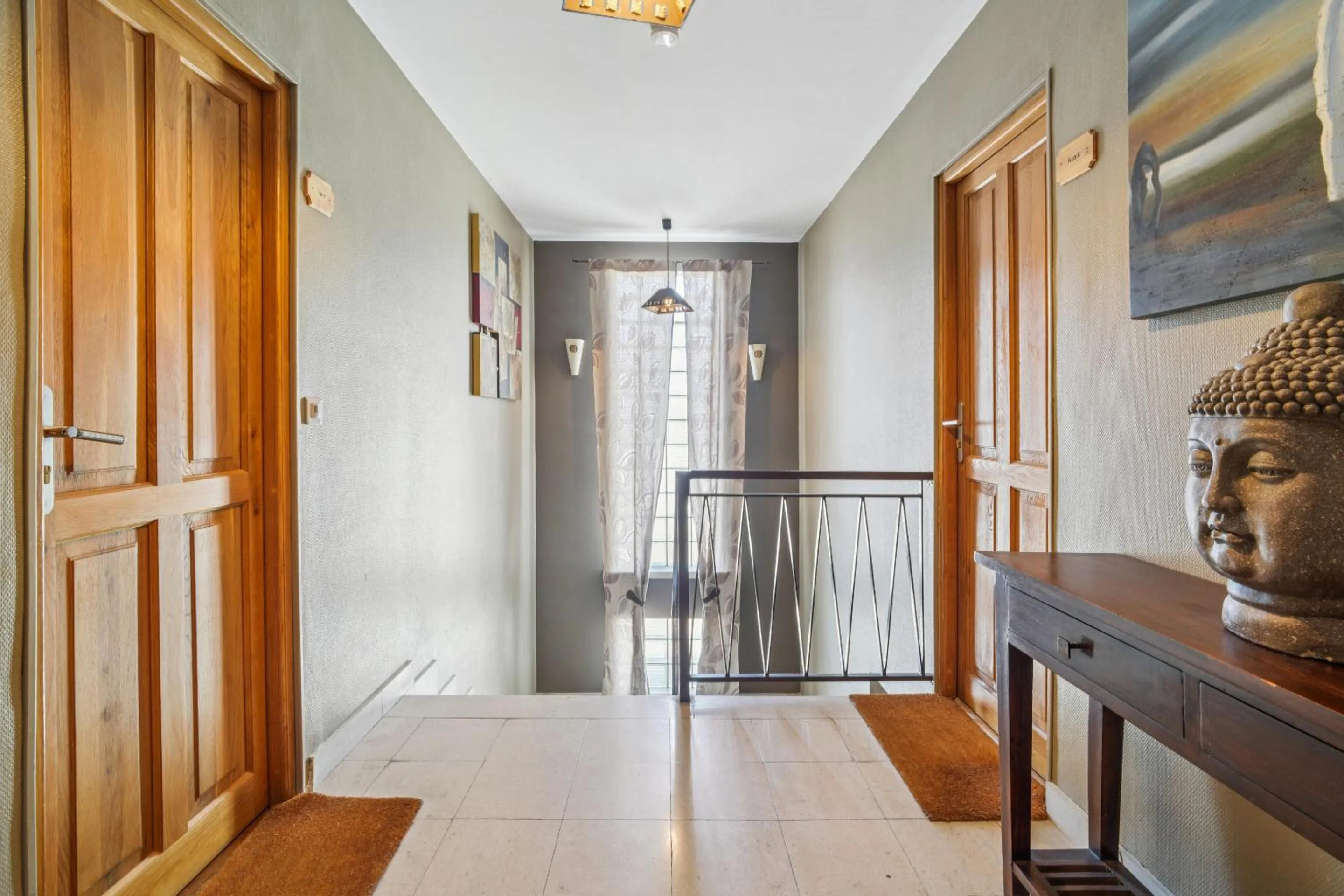 Other in Roissy Chambres