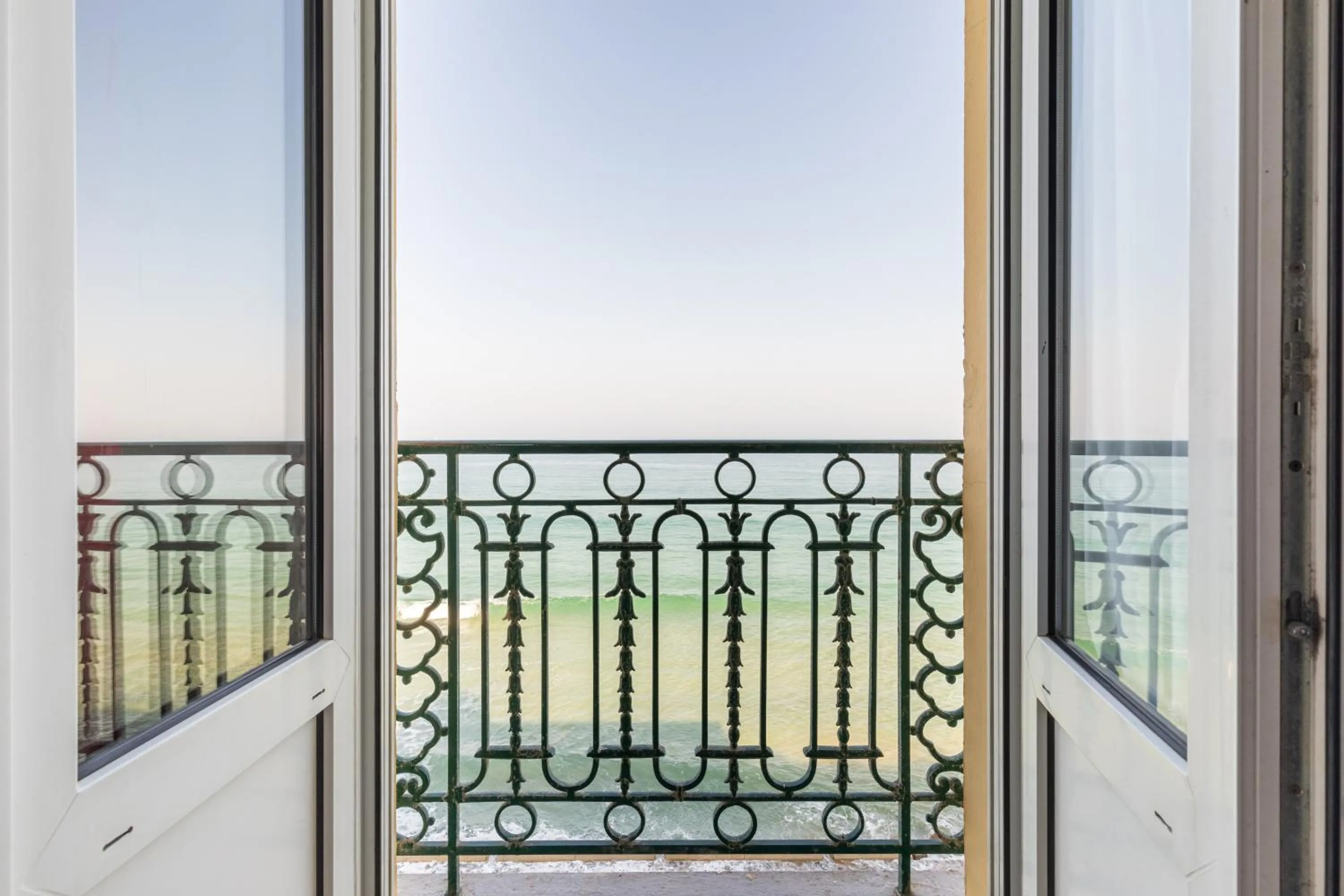 Sea view in Hotel Kyriad Saint Malo Centre Plage