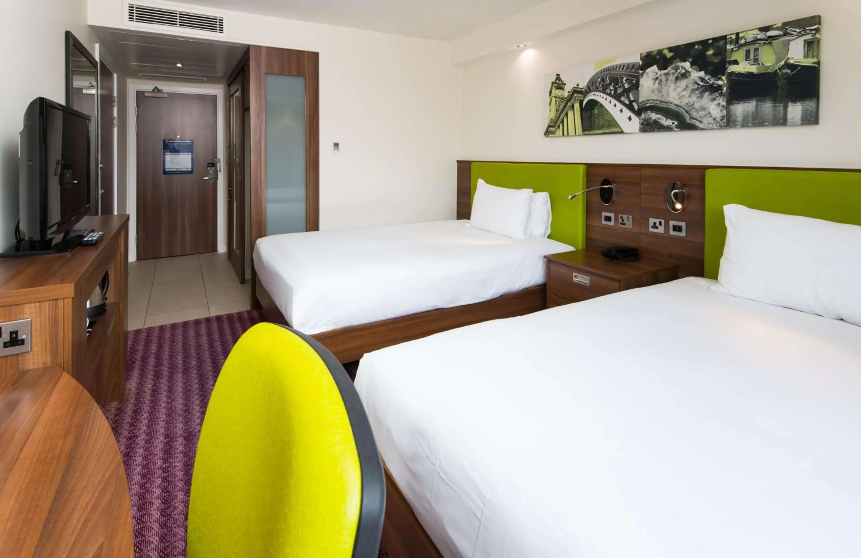 Bedroom, Bed in Hampton by Hilton Birmingham Jewellery Quarter