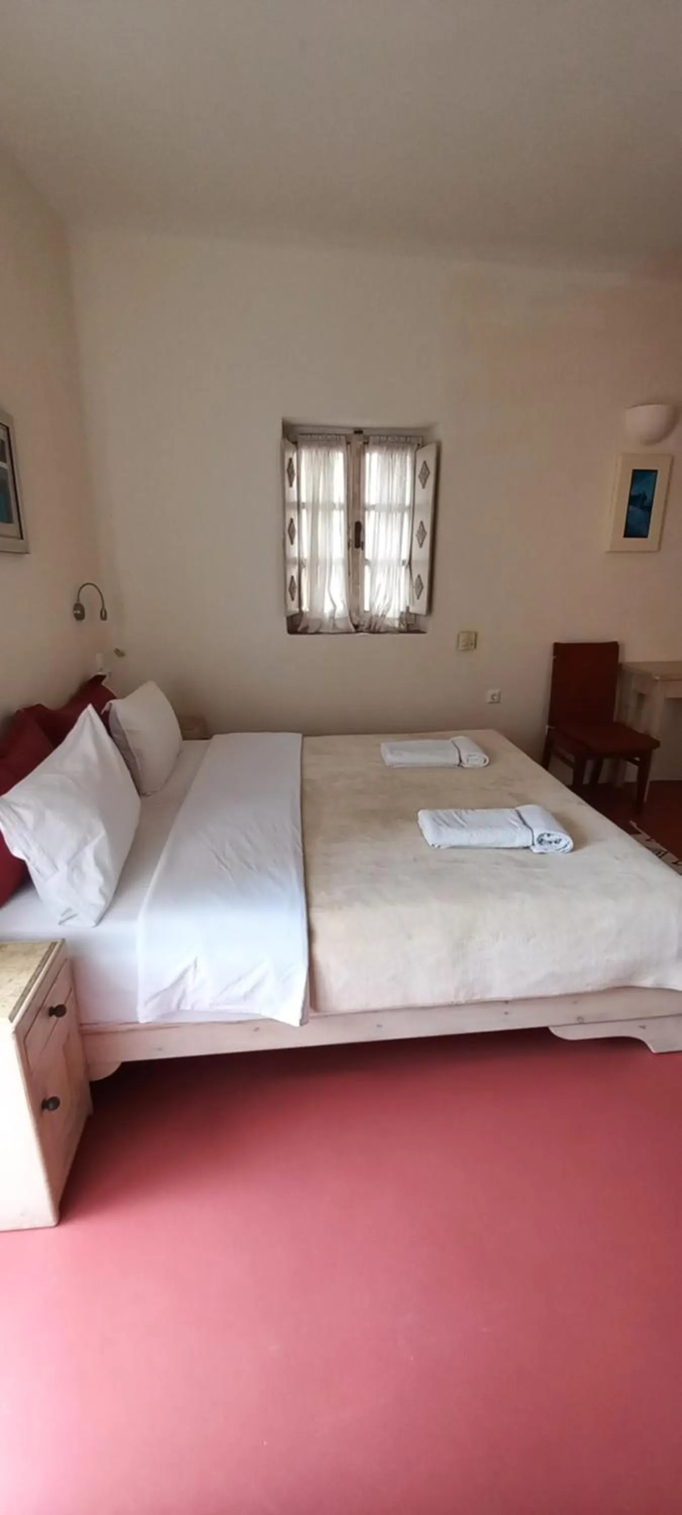 Bedroom, Bed in Villa Kisiris