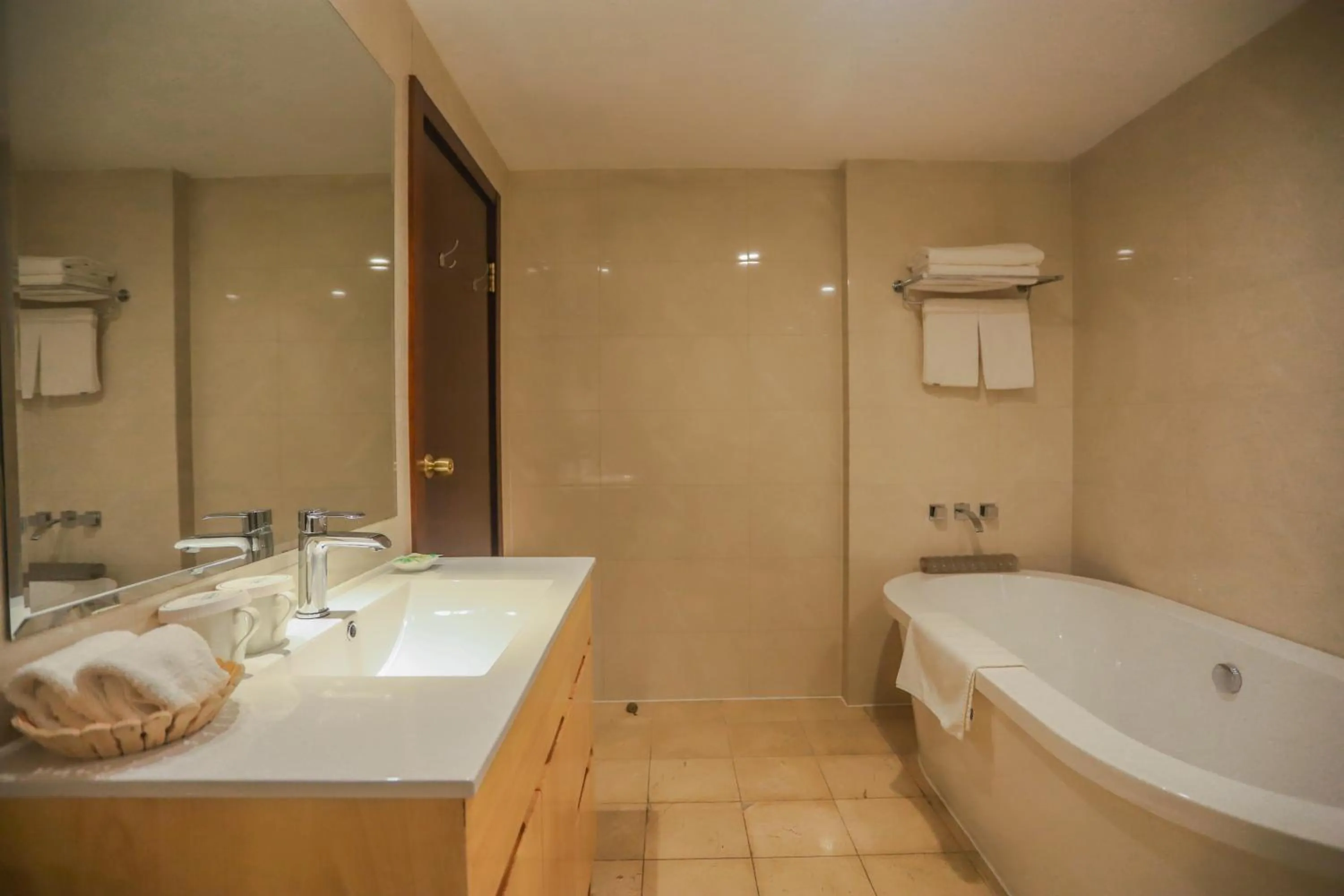 Bath in Jade Garden Hotel