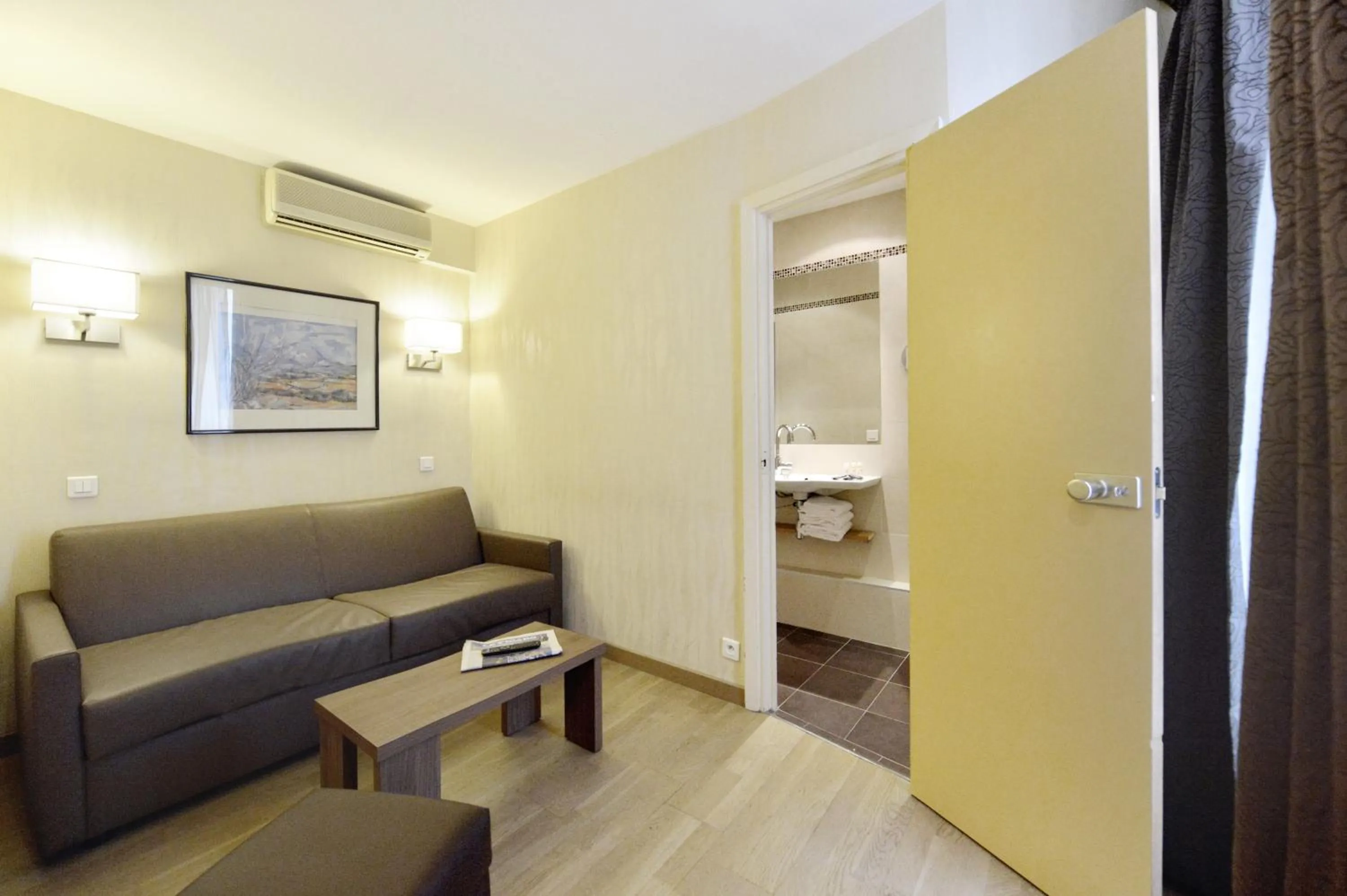 Hôtel Renoir Montparnasse