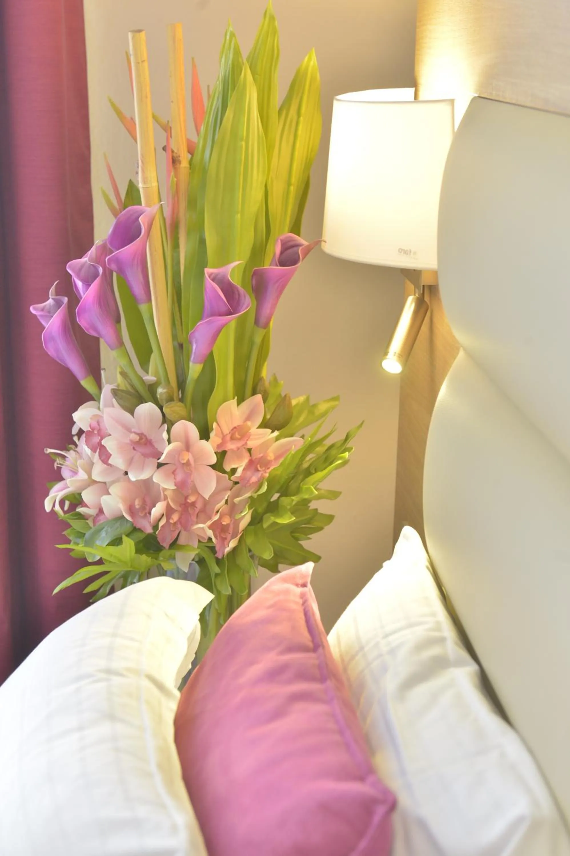 Bed in Hôtel Renoir Montparnasse