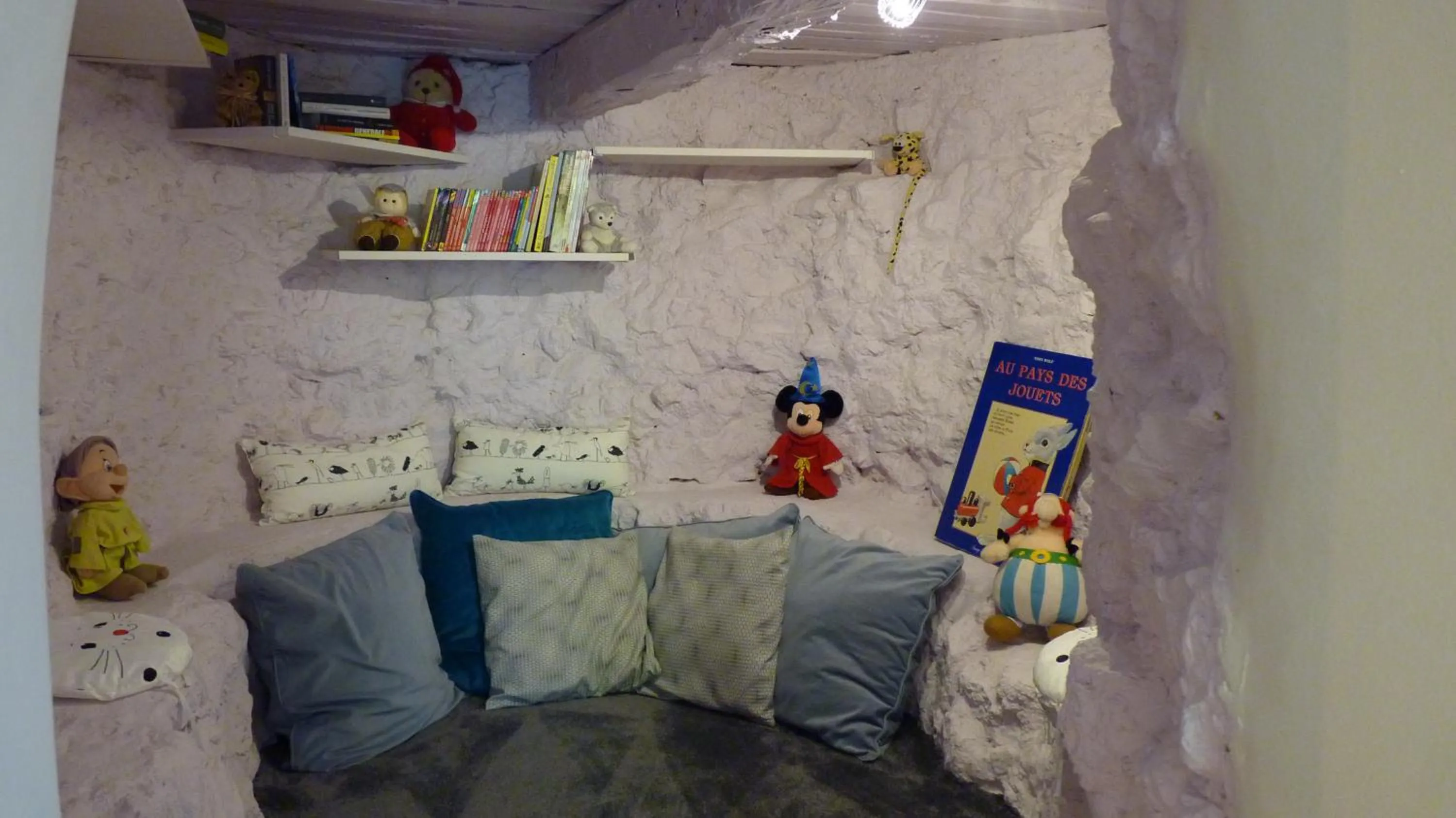 Game Room in Le mas de la diligence