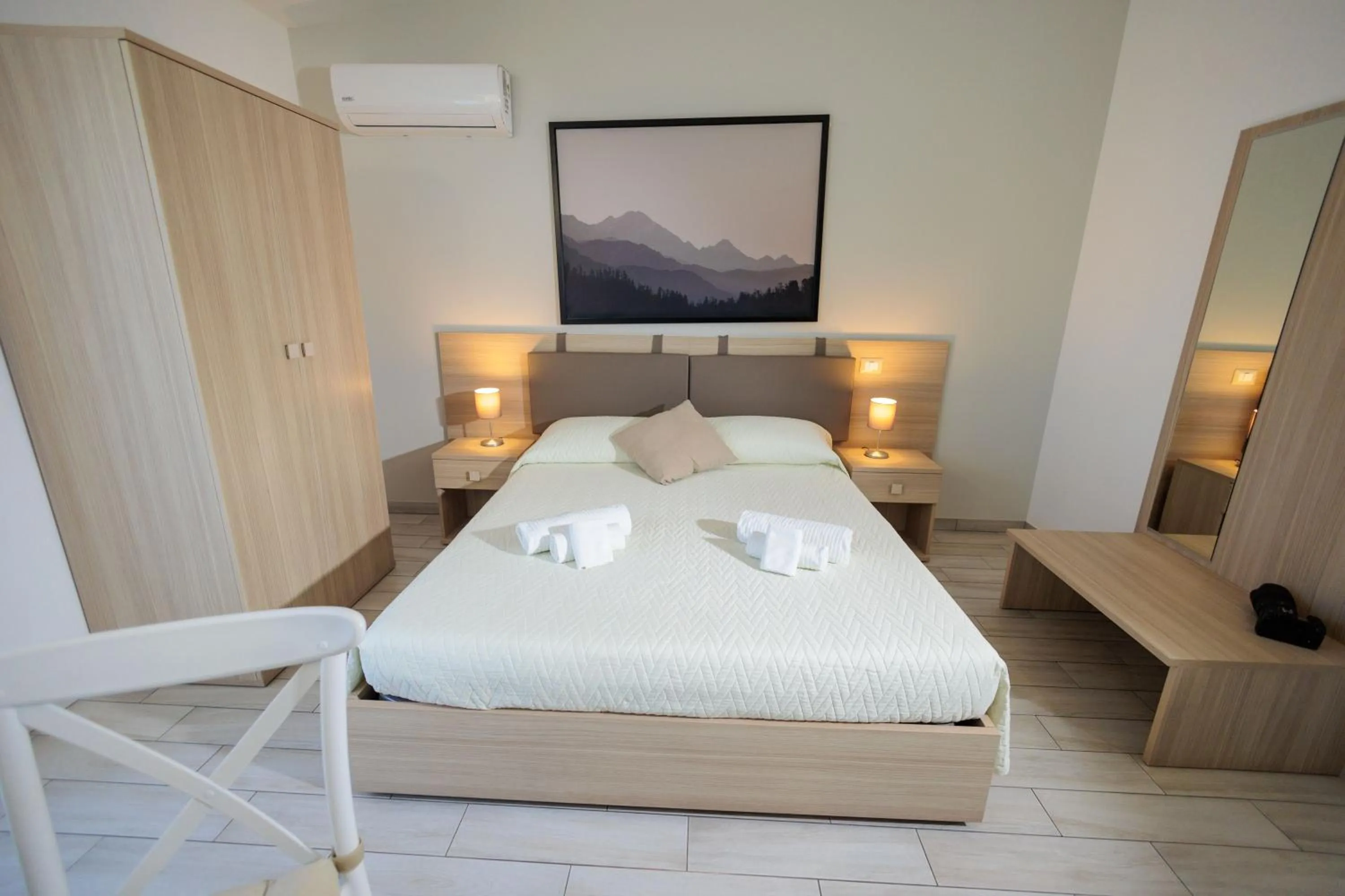 Photo of the whole room, Bed in Fuori Rotta