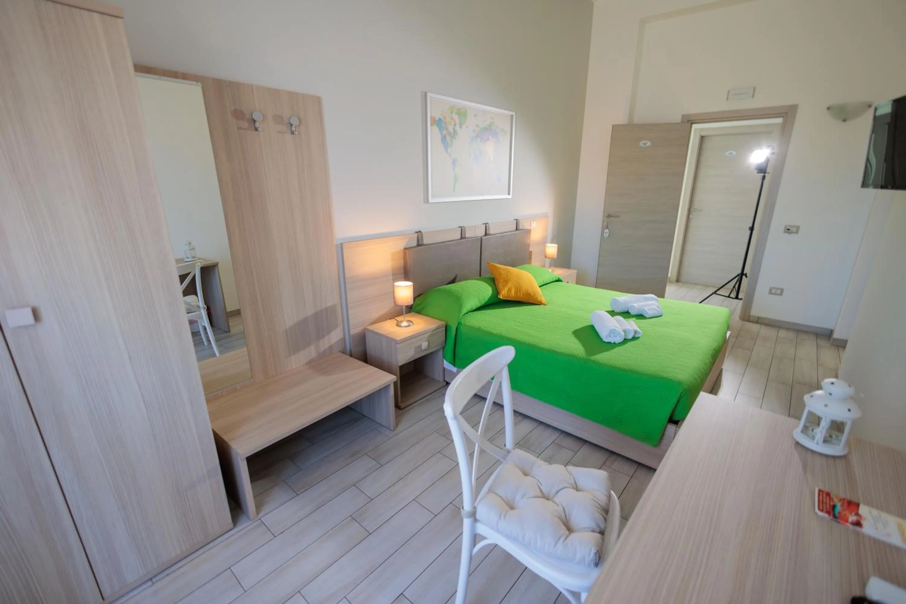 Photo of the whole room, Bed in Fuori Rotta