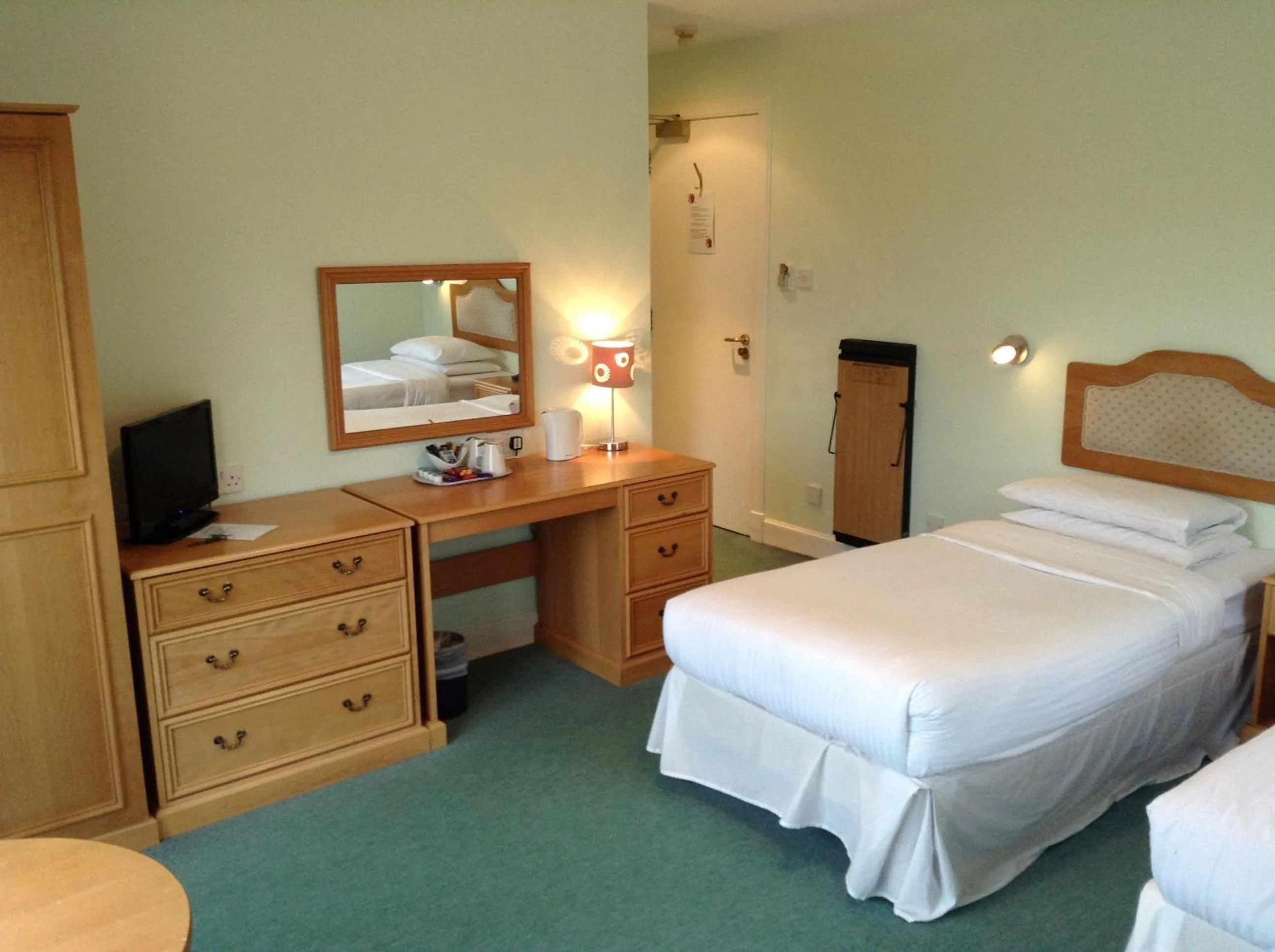 Bed in Drumoig Golf Hotel