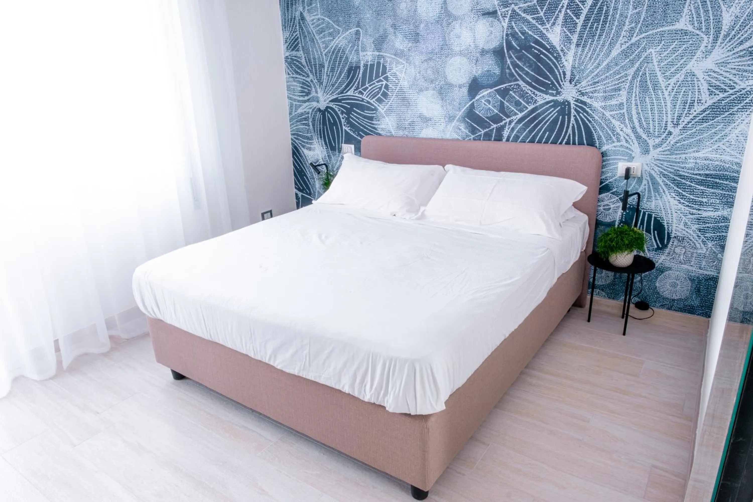 Bedroom, Bed in Lilium Maris Hotel