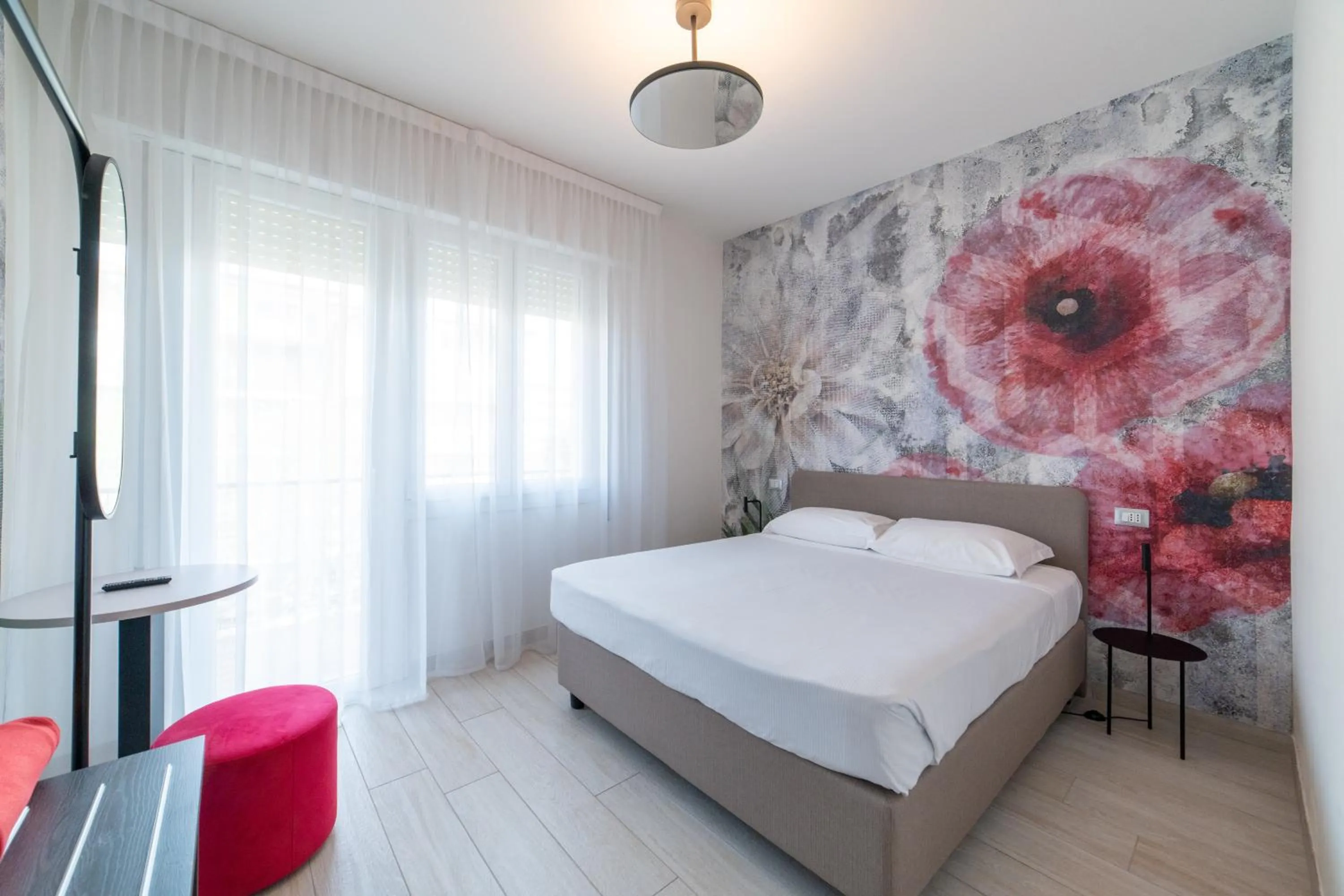 Bedroom, Bed in Lilium Maris Hotel