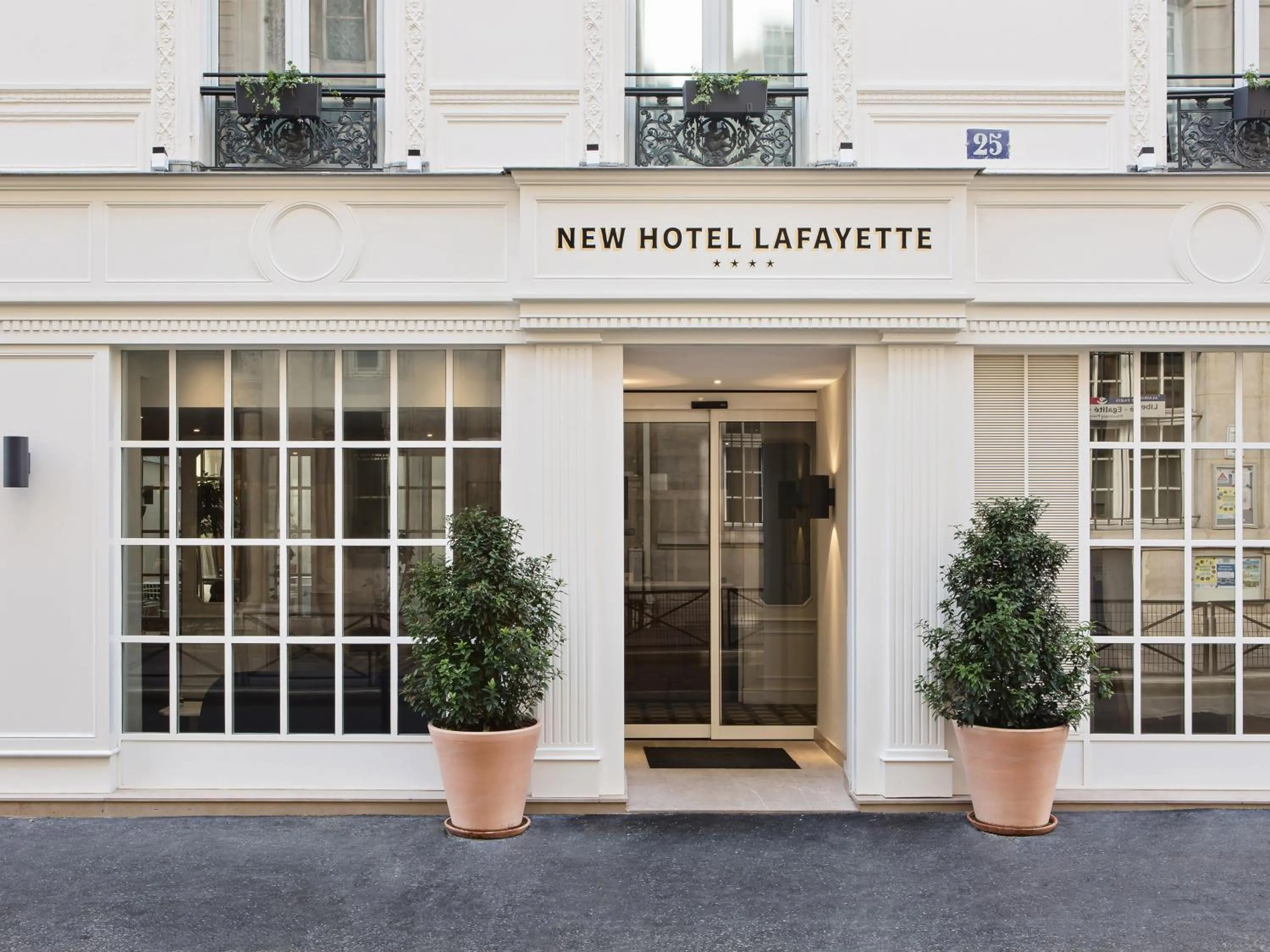 Facade/entrance in New Hotel Lafayette