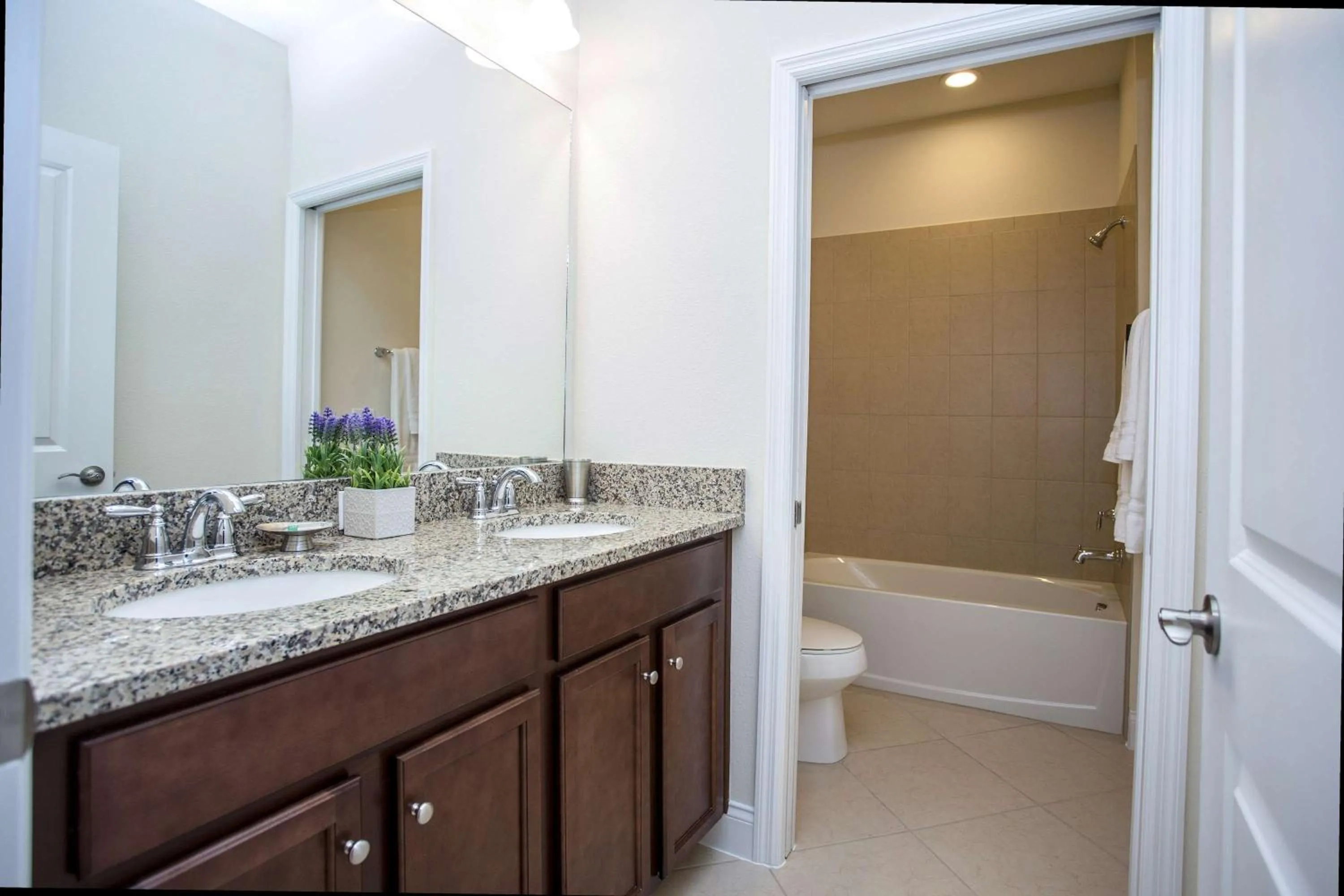 Fabulous Home w/ Pool Close To Disney 146