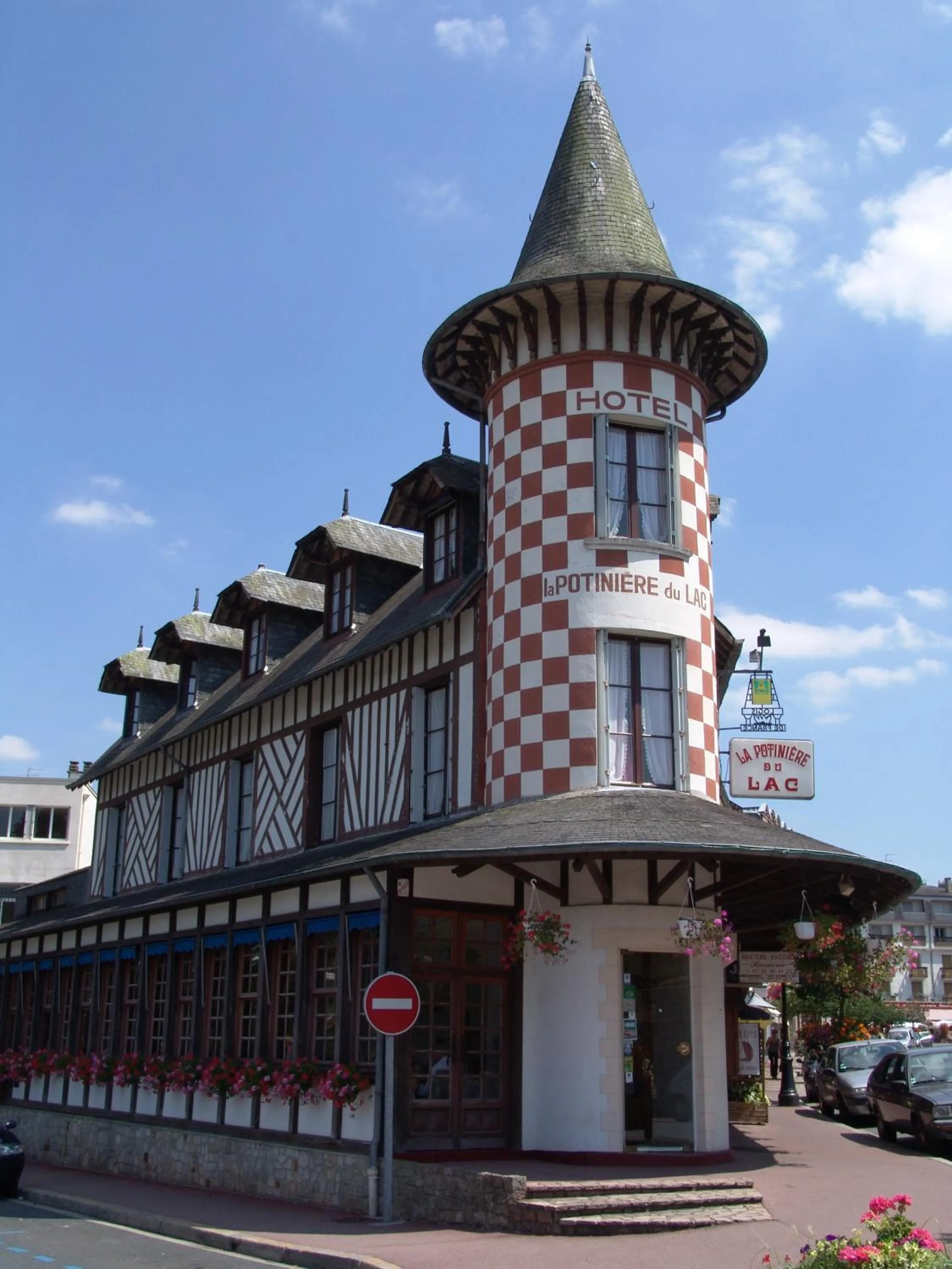 Hiking in Résidence b'o cottage - b'o resort thermal & spa