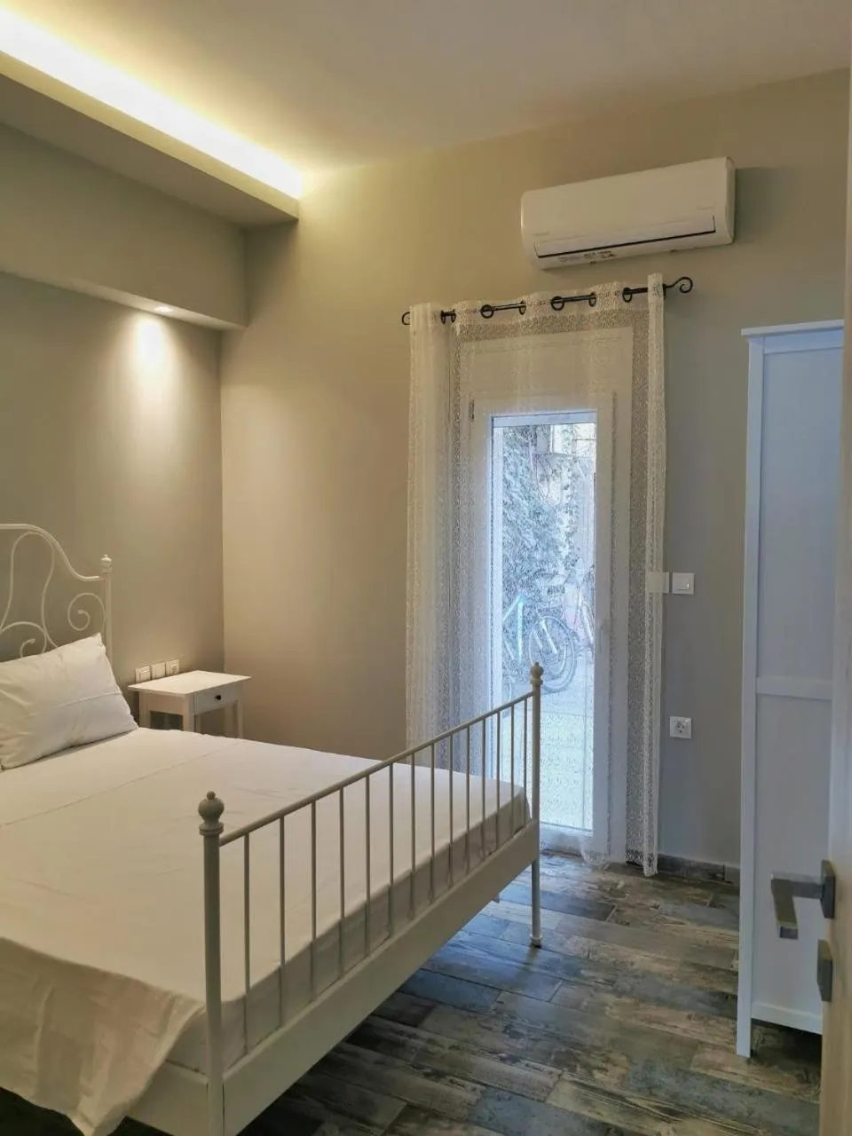 Bedroom in Pillbox Seafront Studios and Apartments