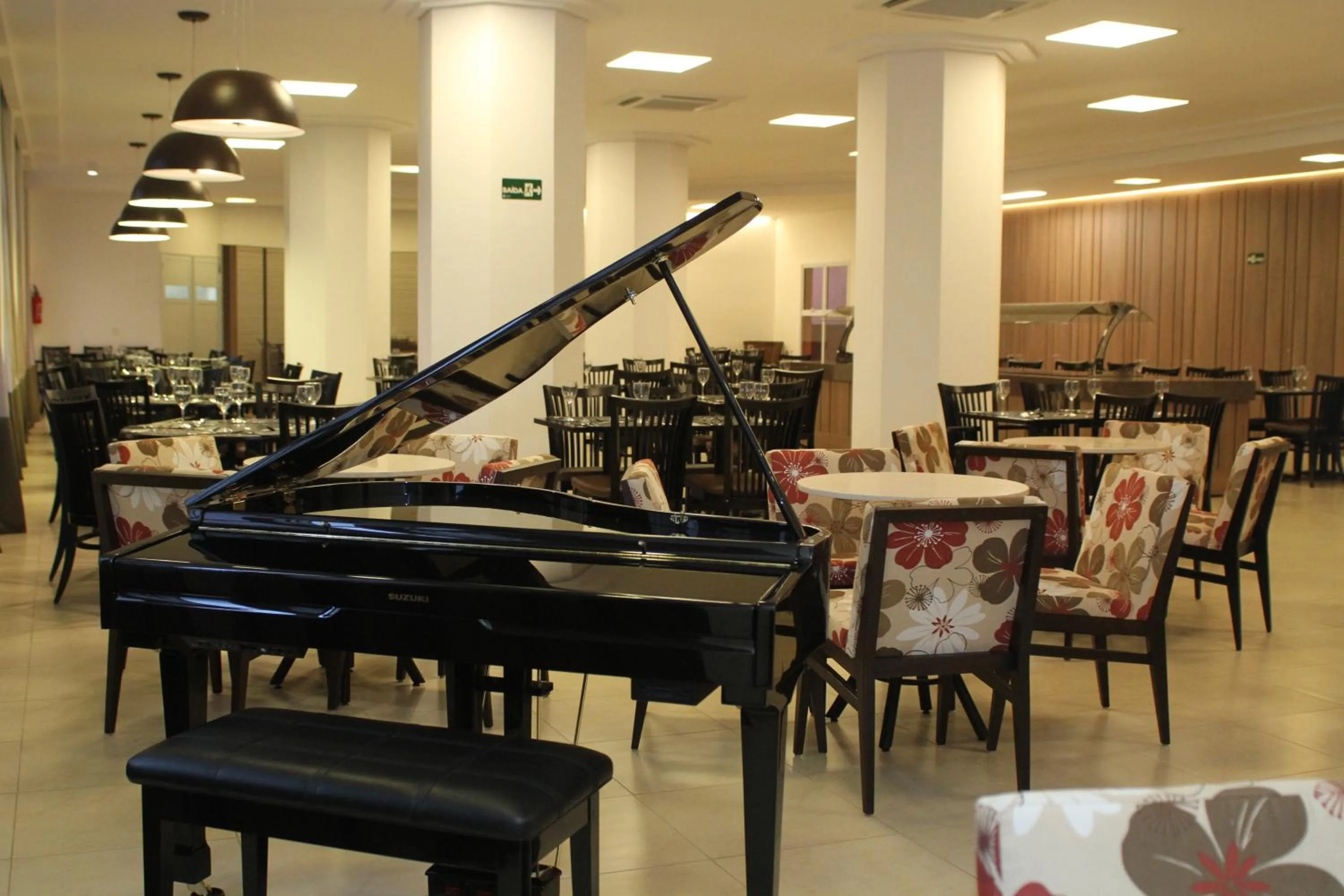 Restaurant/places to eat in The Hill Hotéis Executive