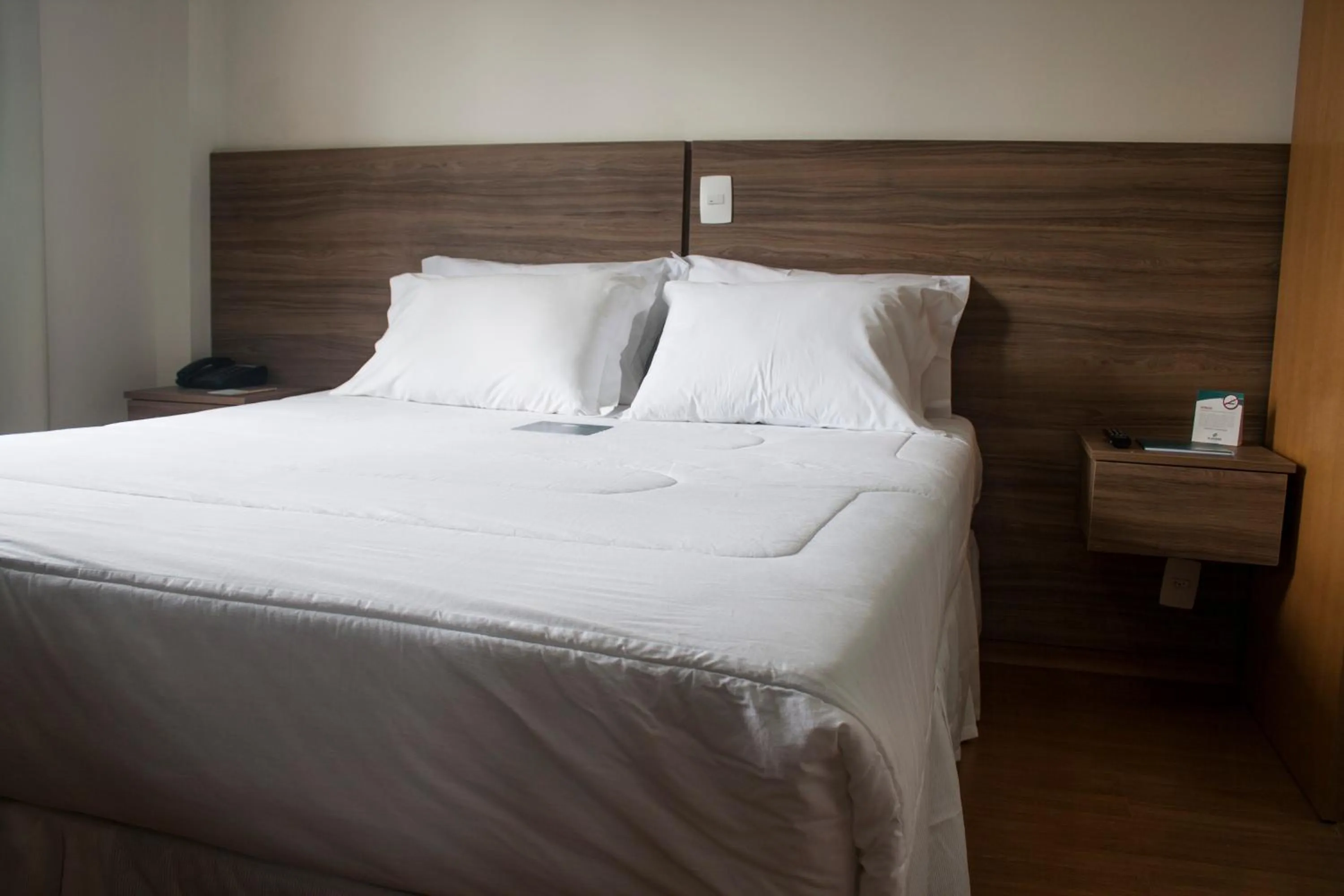 Photo of the whole room, Bed in The Hill Hotéis Executive