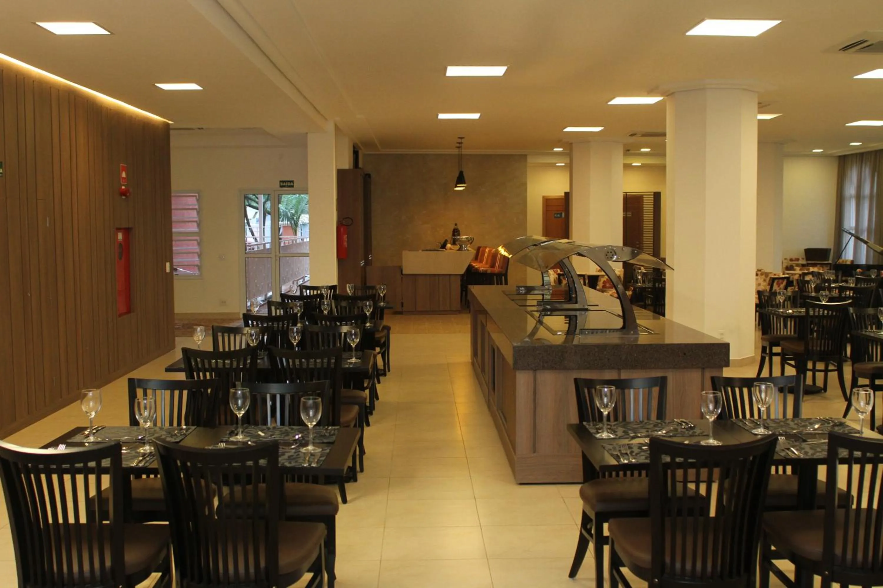 Restaurant/places to eat in The Hill Hotéis Executive