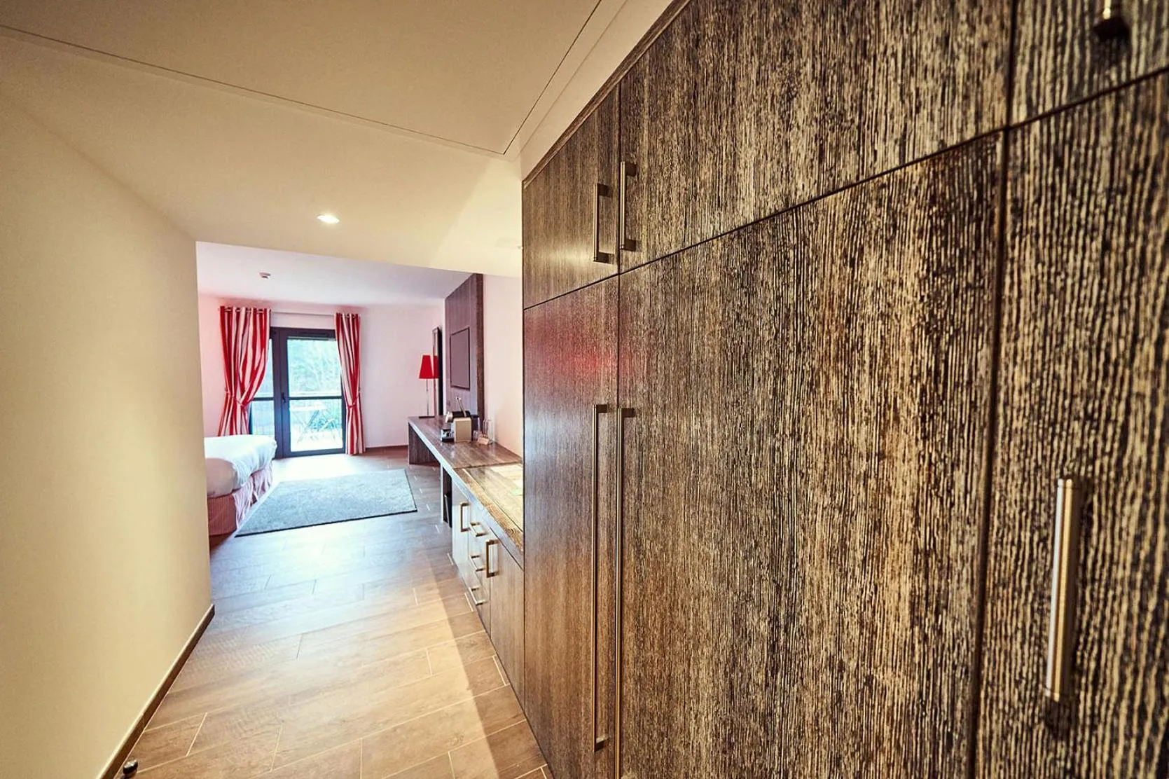 Photo of the whole room, Bed in Les Maritonnes Parc & Vignoble