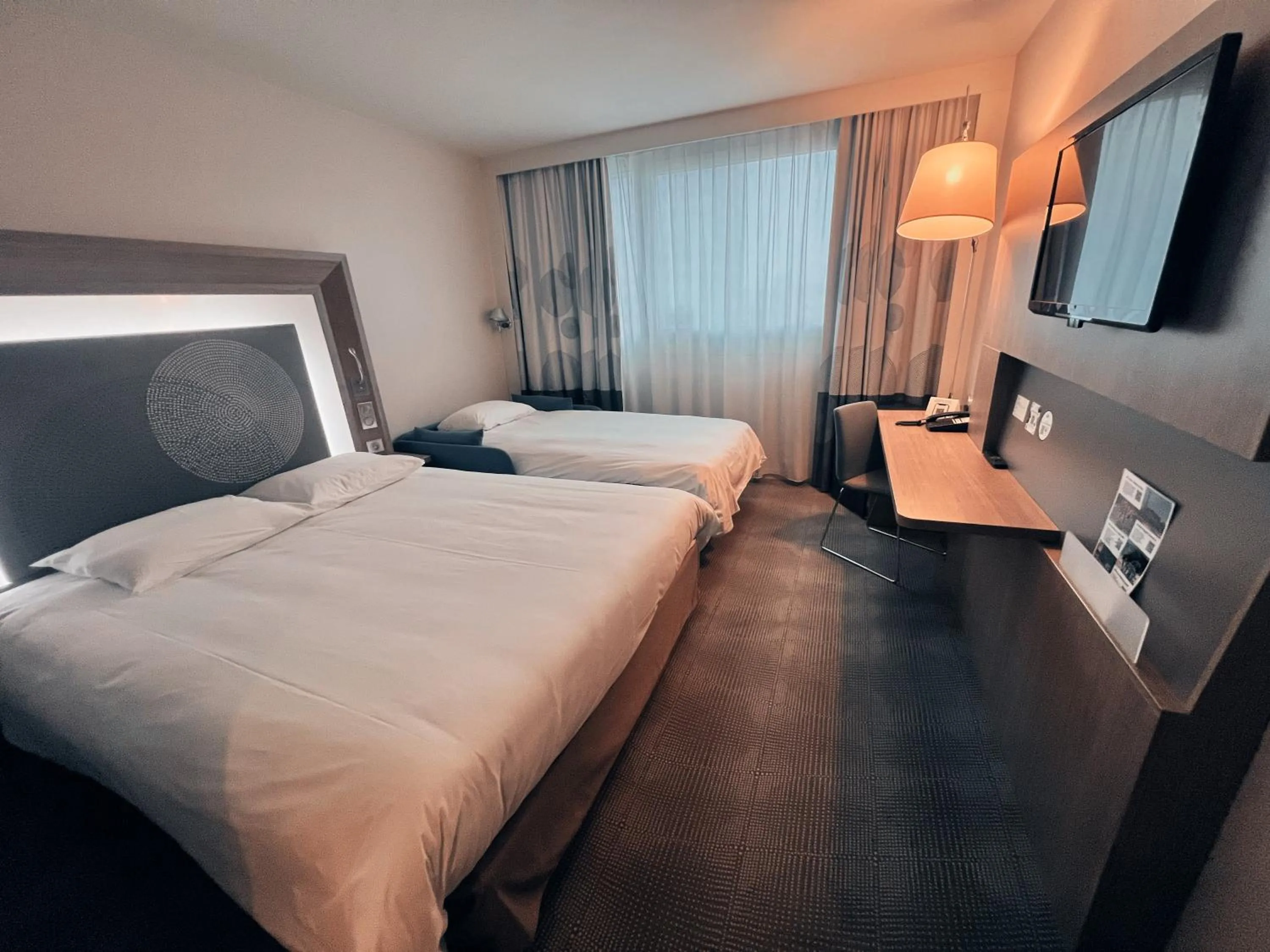 Bed in Novotel Lodz Centrum