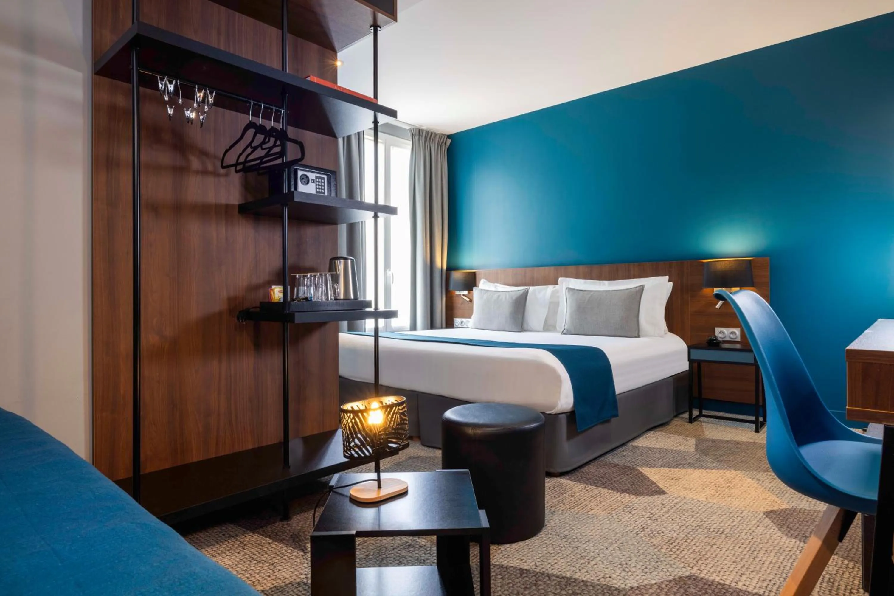 Bed in Montparnasse Alésia