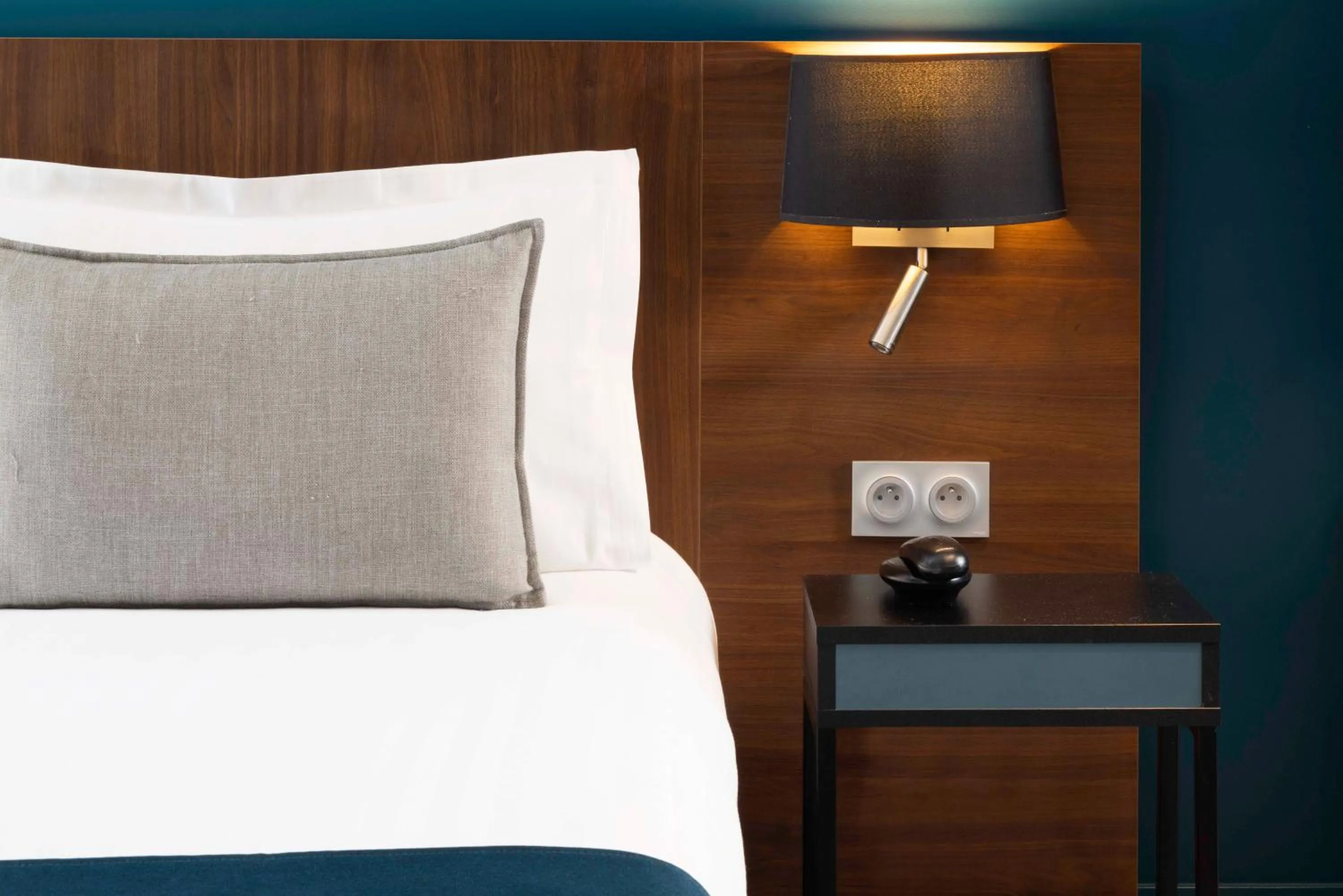 Bed in Montparnasse Alésia