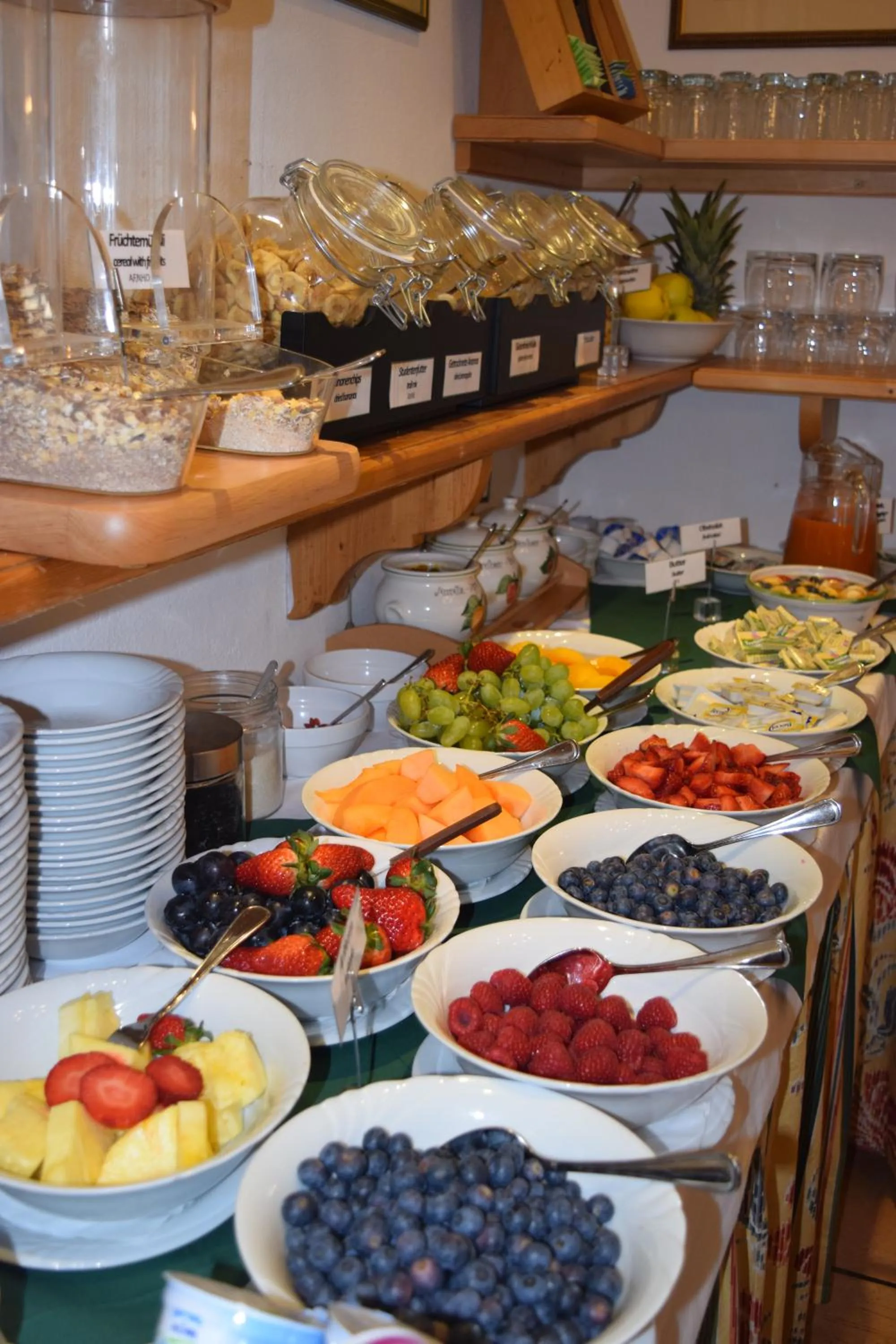 Buffet breakfast in Hotel Landhaus Fuhrgassl-Huber