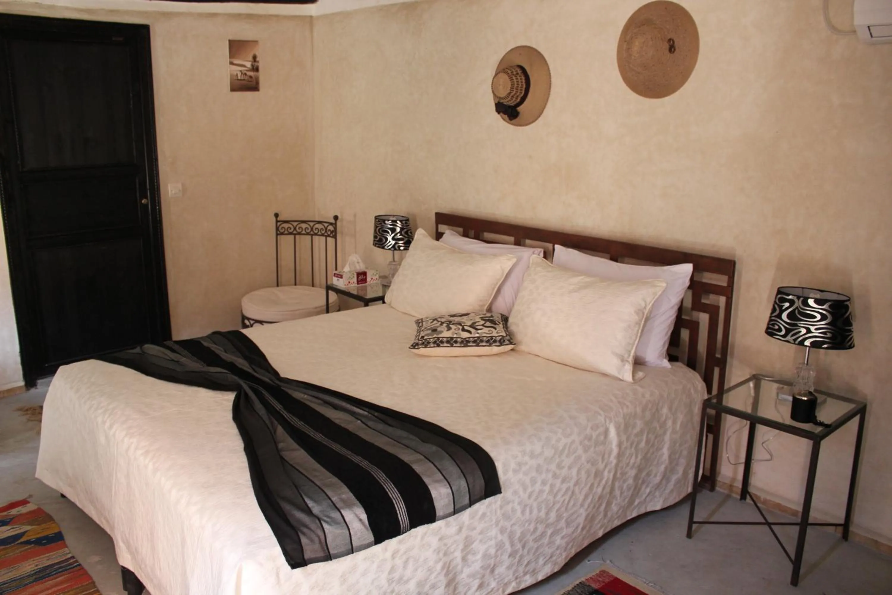 Bedroom, Bed in Riad Le Bel Oranger