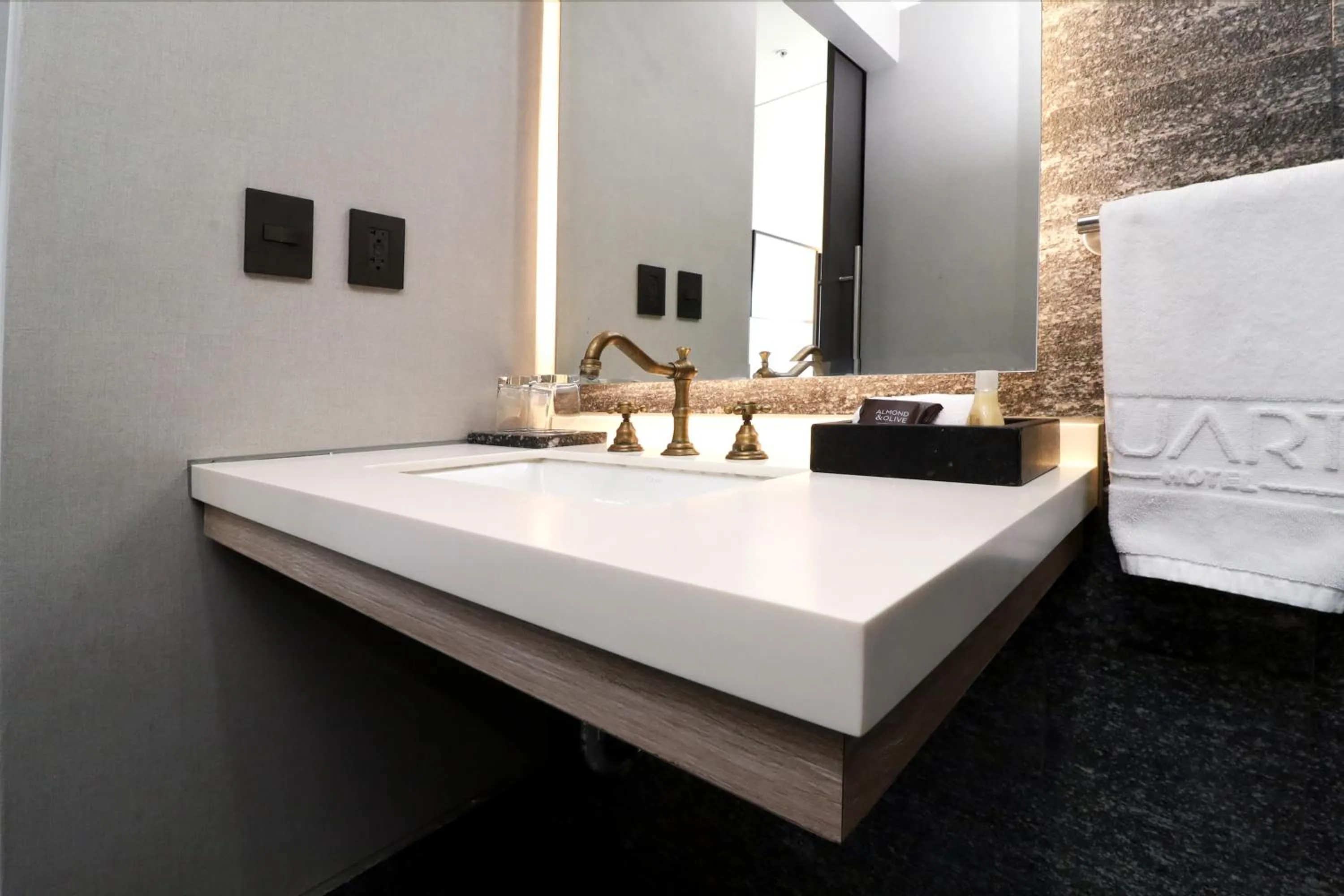 Bathroom in QUARTZ HOTEL & SPA