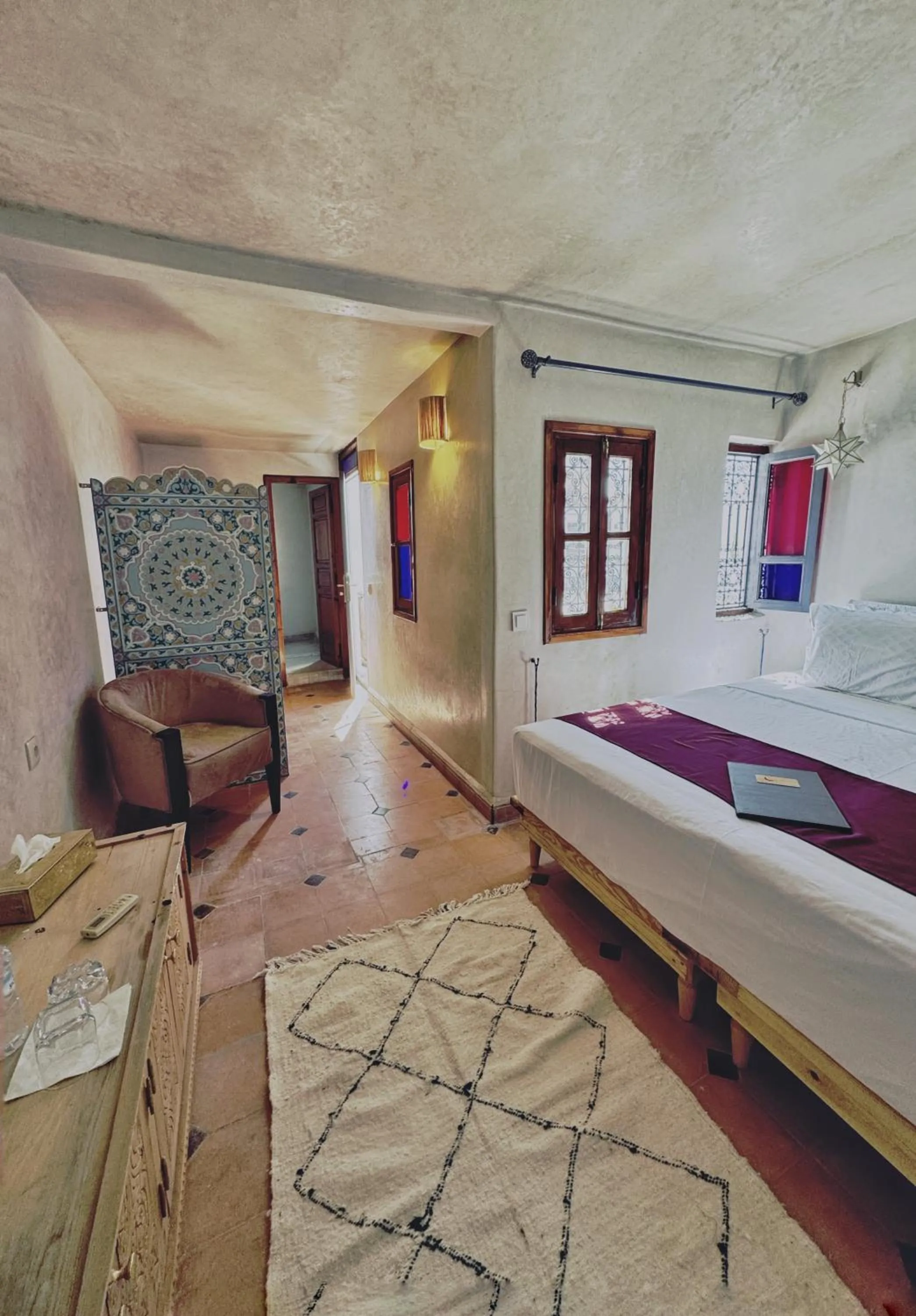 Seating area, Bed in Riad Twilight