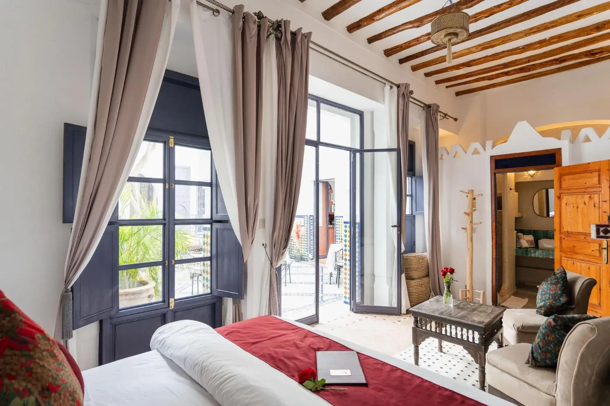 Superior Double or Twin Room in Riad Twilight Superior Double or Twin Room in Riad Twilight