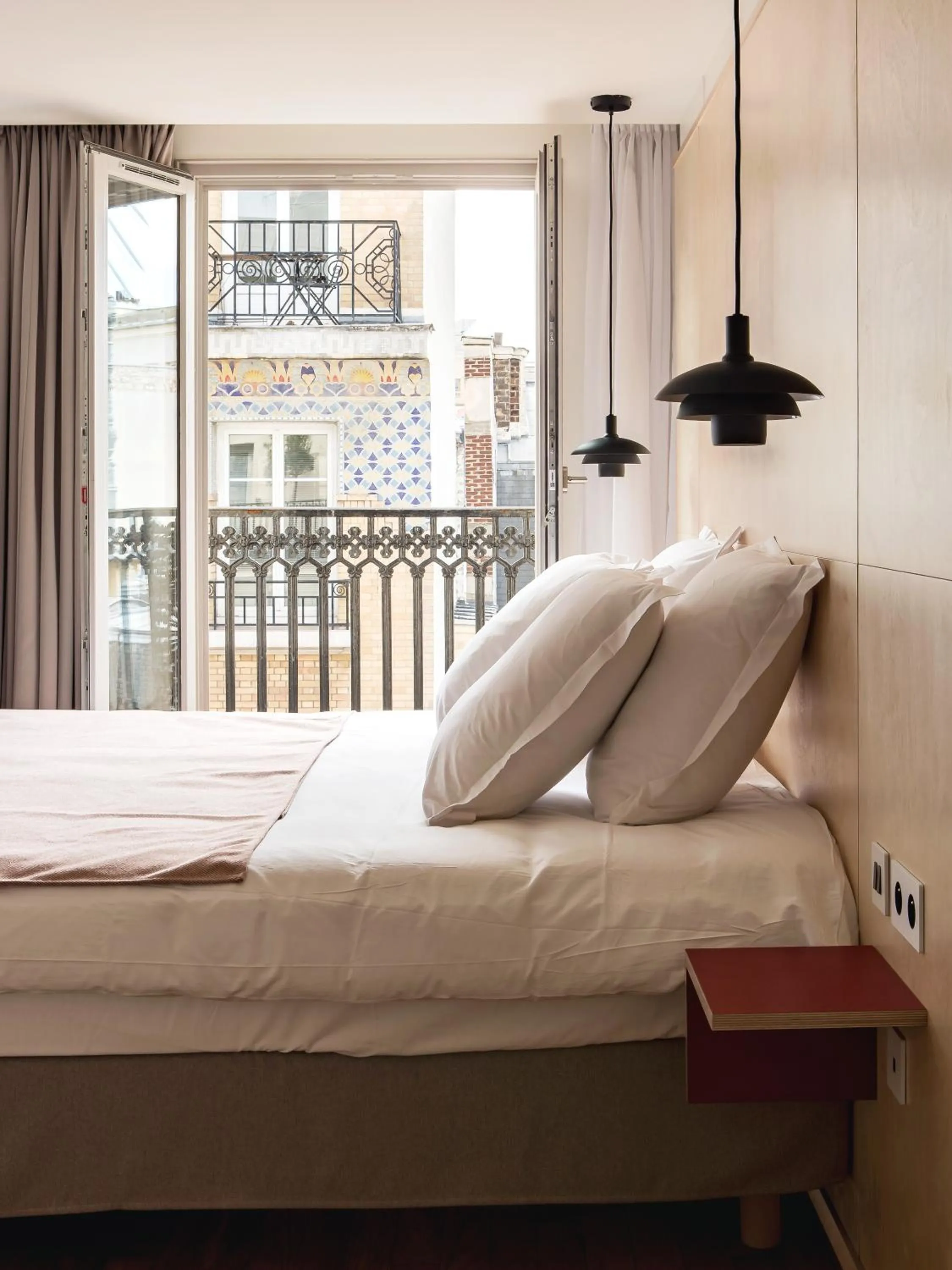 Bed in New Hotel Opéra