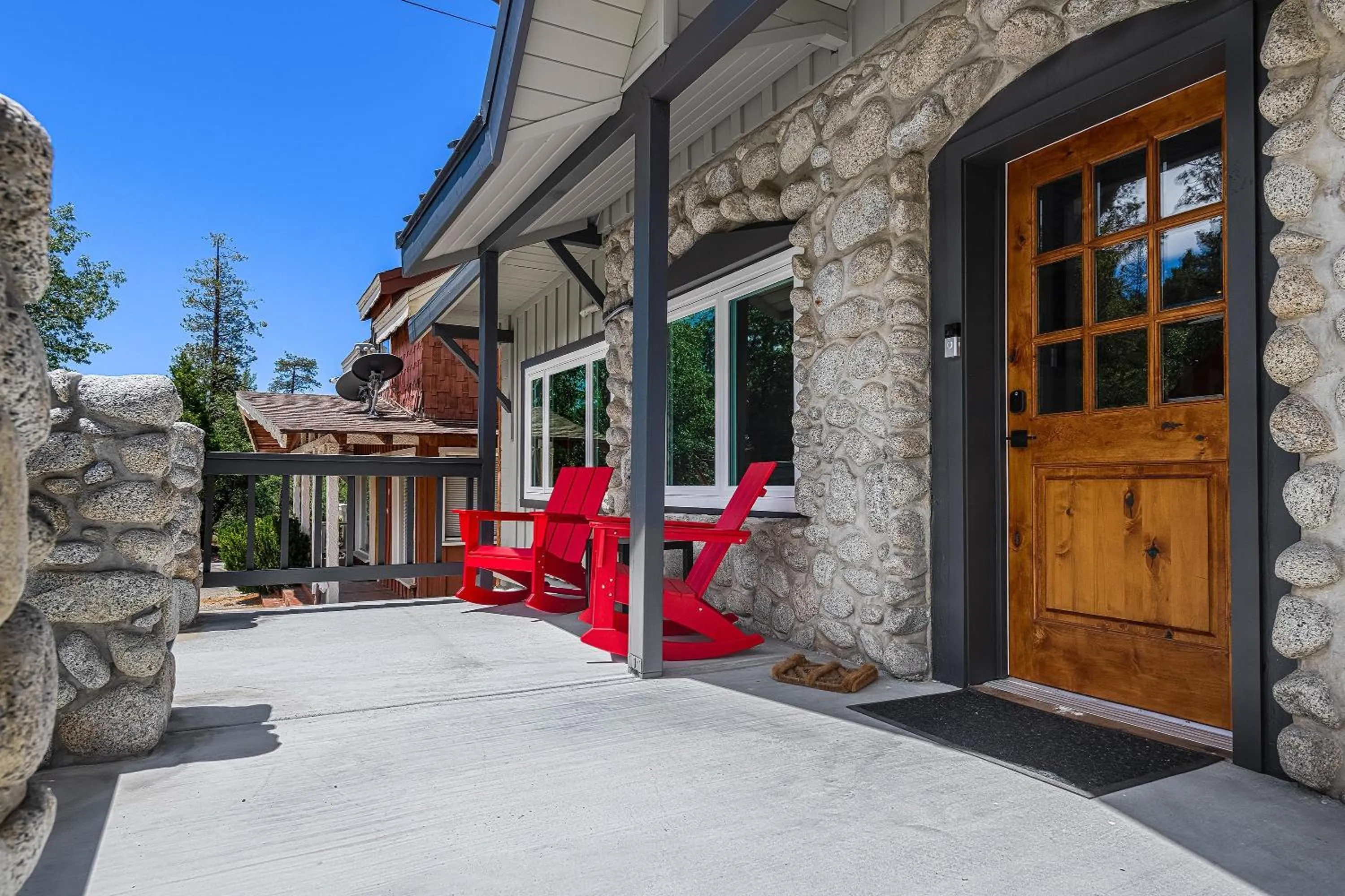 The Grand Idyllwild Lodge