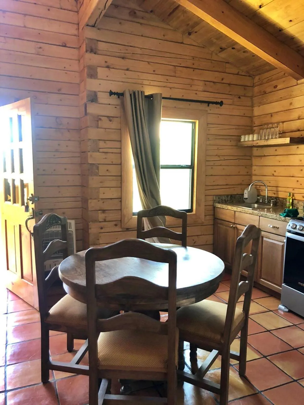 Dining area in Bosques de Monterreal
