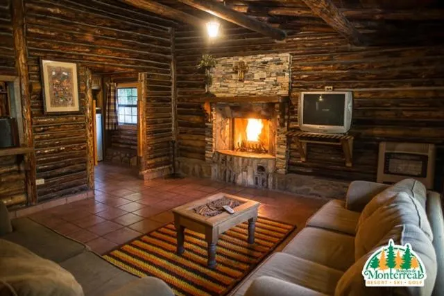Living room in Bosques de Monterreal
