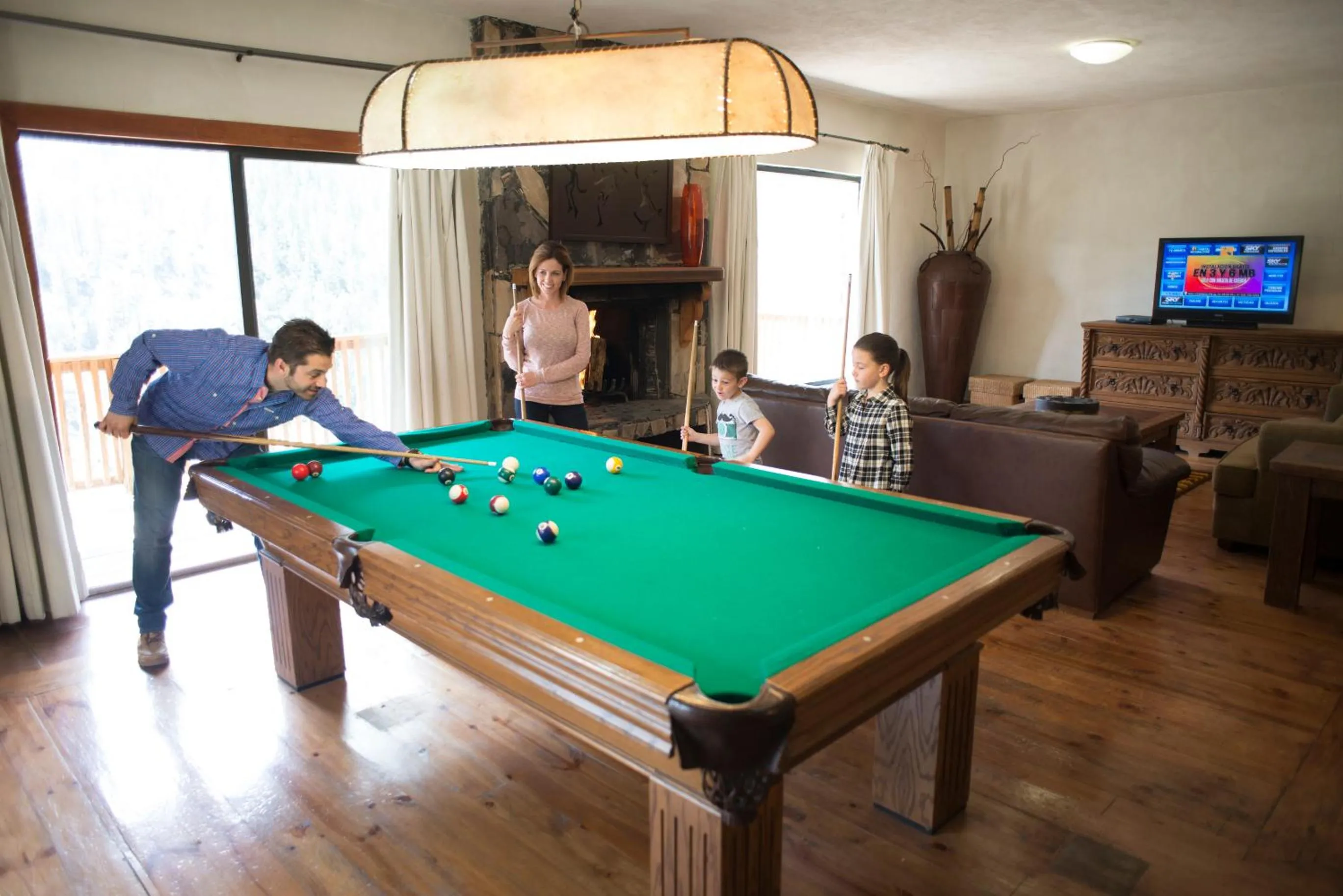Game Room in Bosques de Monterreal