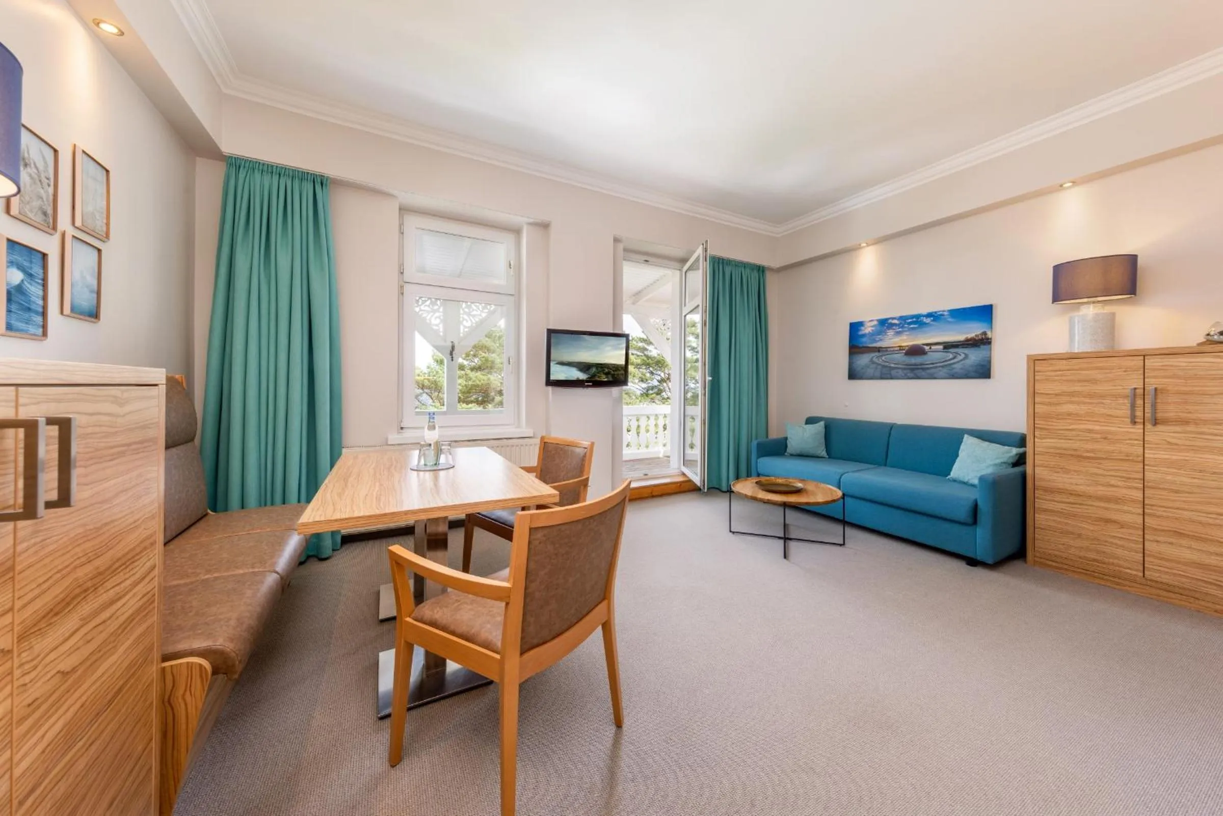 TV and multimedia in Strandhotel zur Promenade