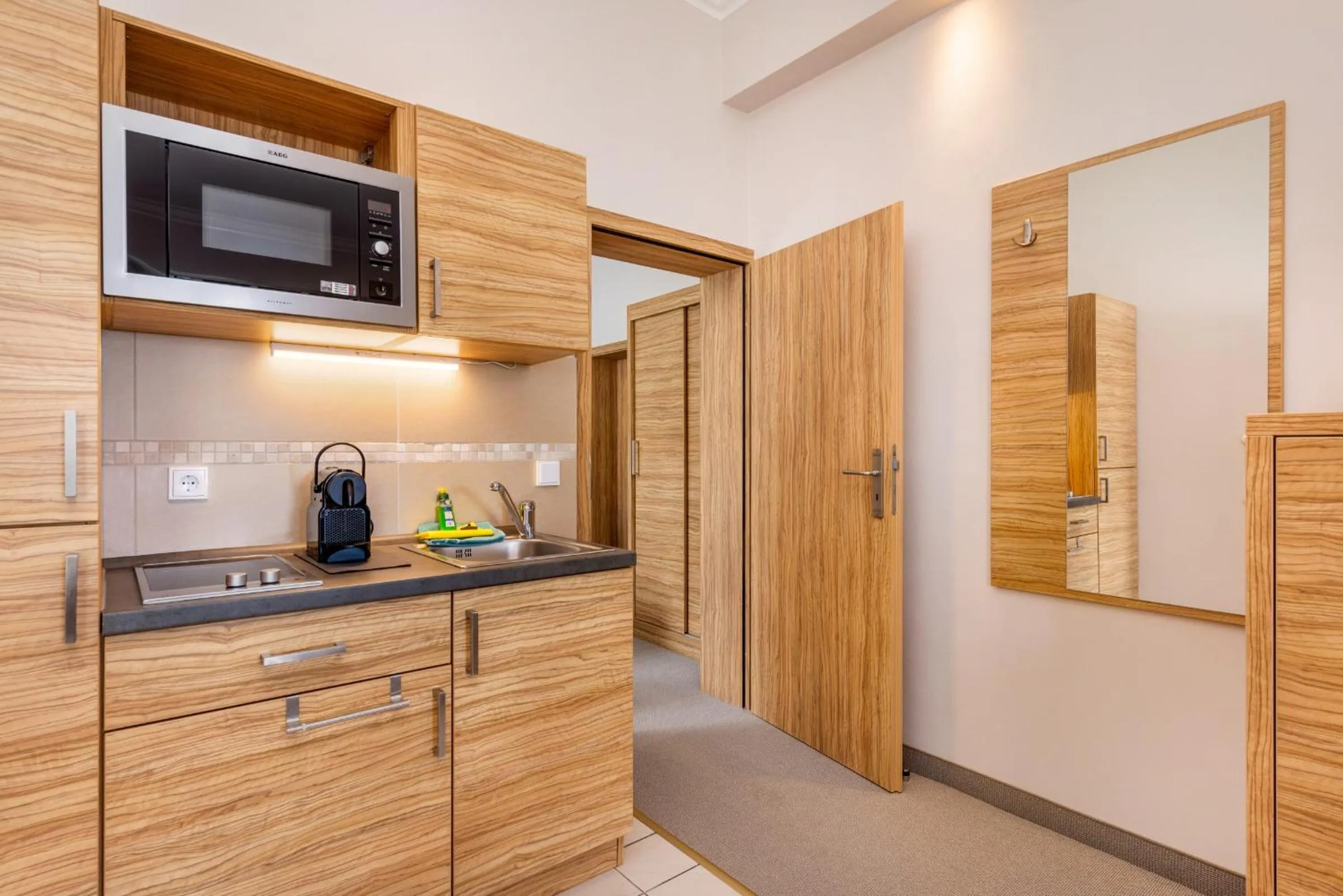 Coffee/tea facilities in Strandhotel zur Promenade