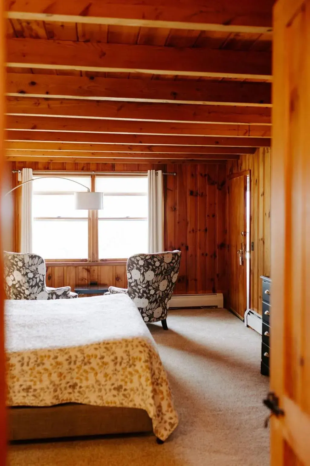 Superior King Room in Snowvillage Inn Superior King Room in Snowvillage Inn