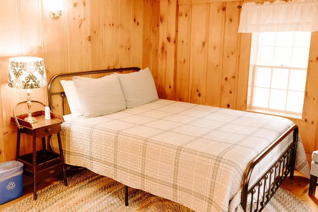 Bed in Snowvillage Inn