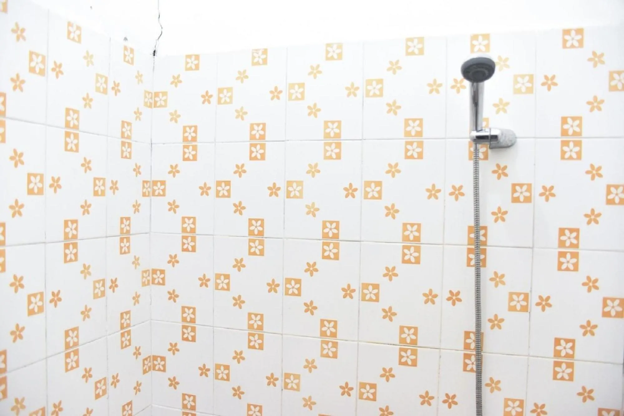 RedDoorz at Pettarani Square Makassar