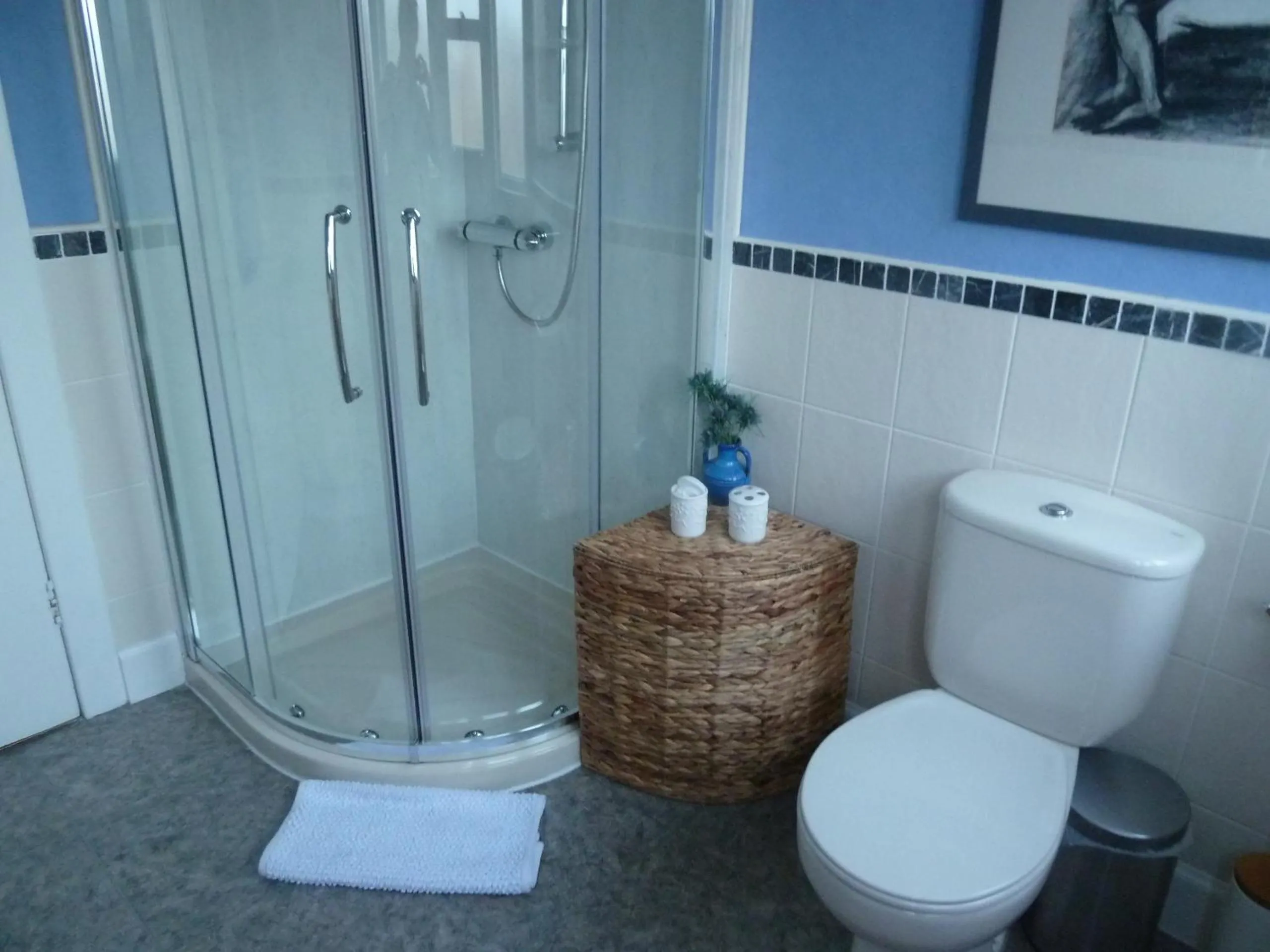 Bathroom in Burnside Guest House
