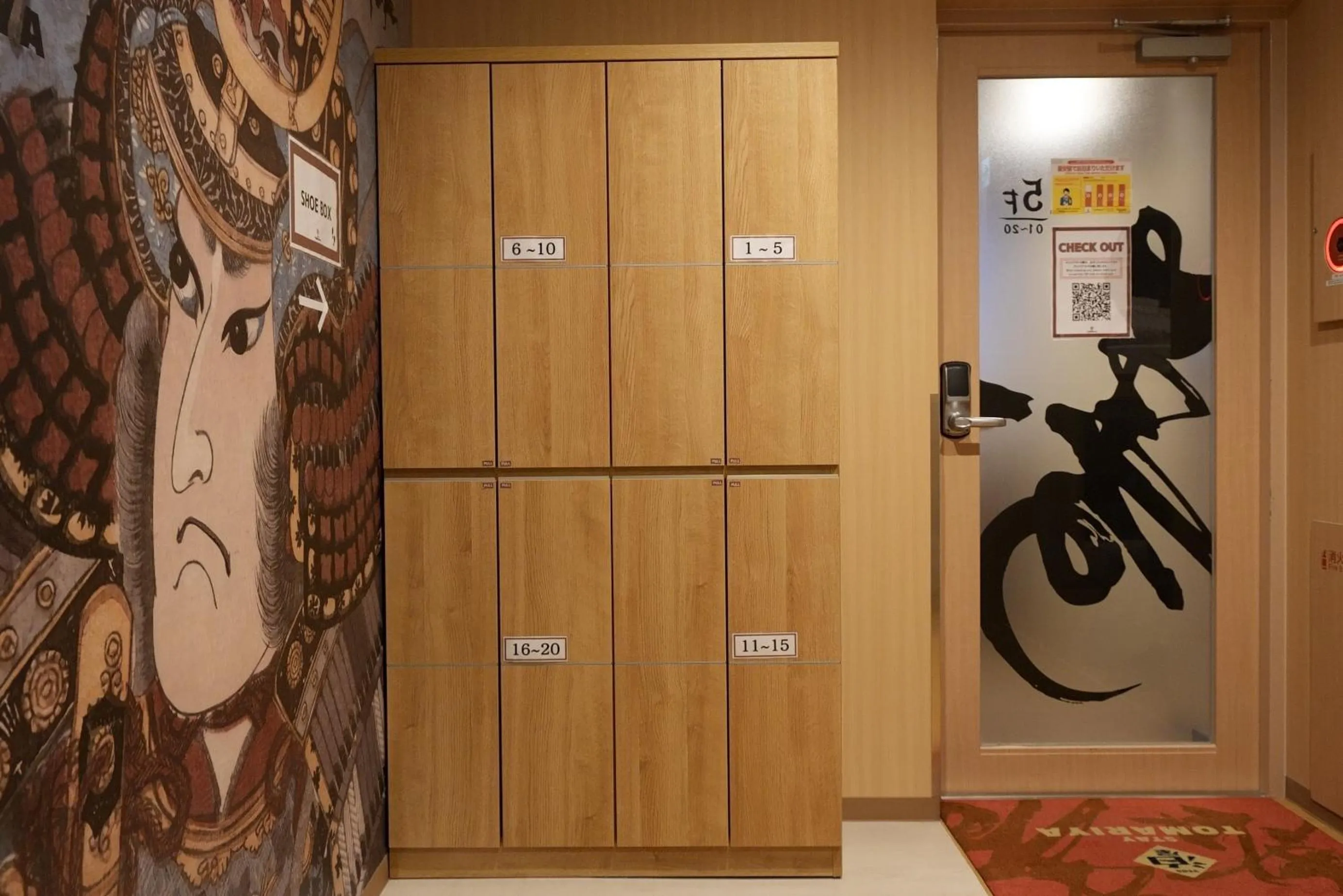 Photo of the whole room in Hotel Tomariya Ueno