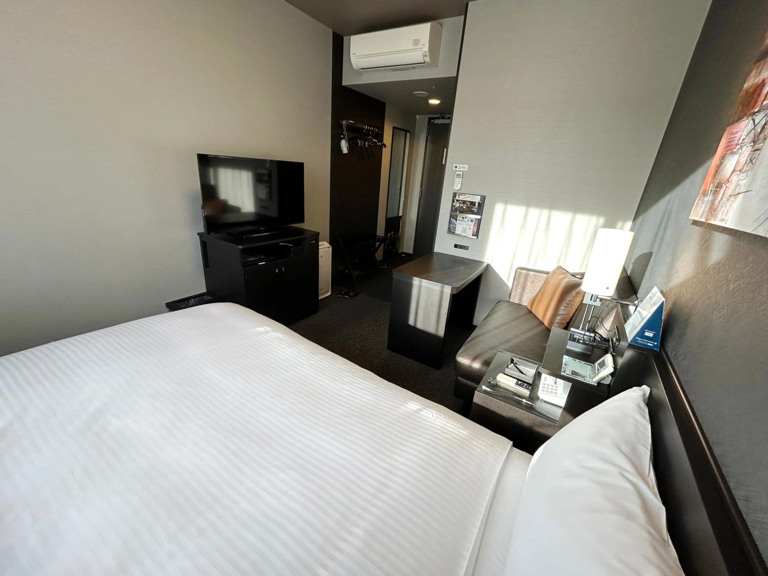 Photo of the whole room, Bed in Hotel Route-Inn Katori Sawara Ekimae