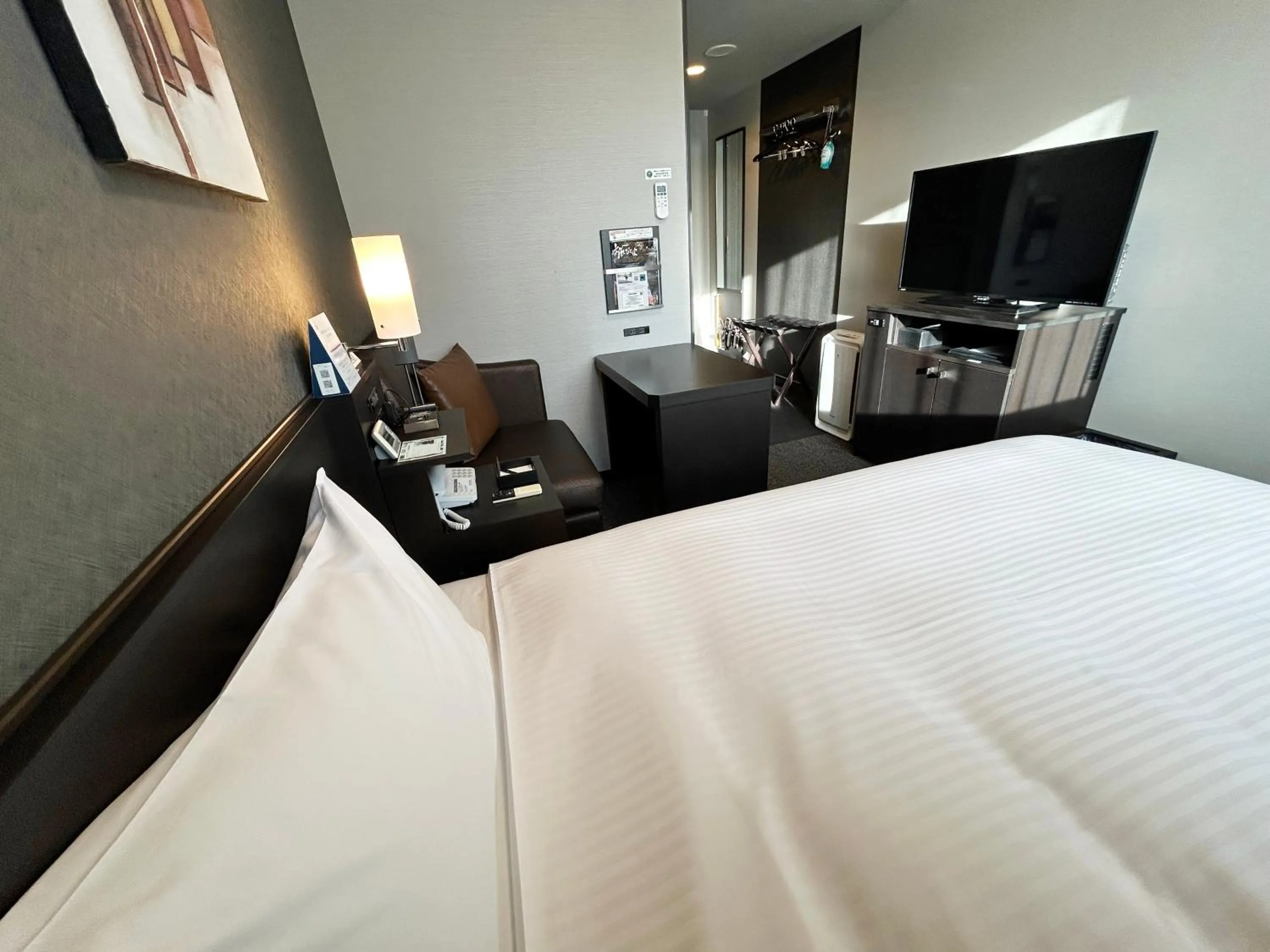 Photo of the whole room, Bed in Hotel Route-Inn Katori Sawara Ekimae