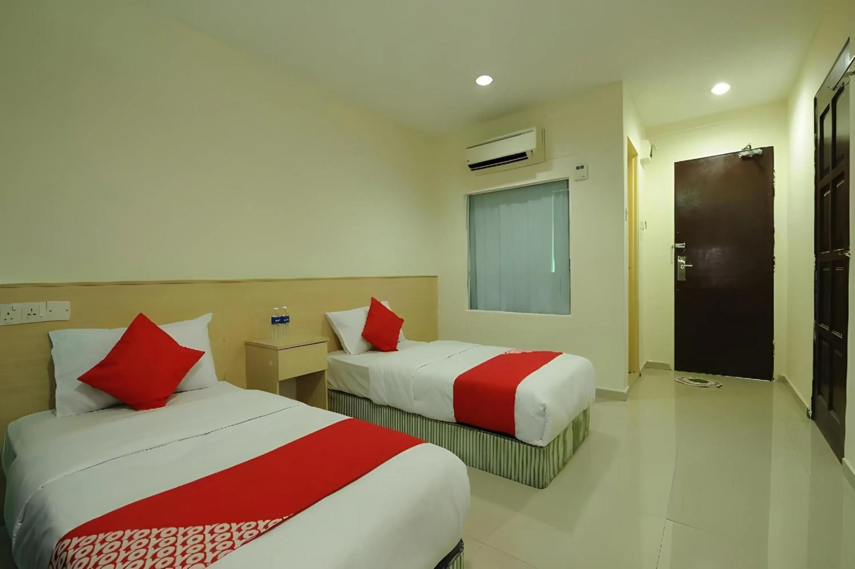 Bedroom in OYO 1055 Batu Caves Star Hotel